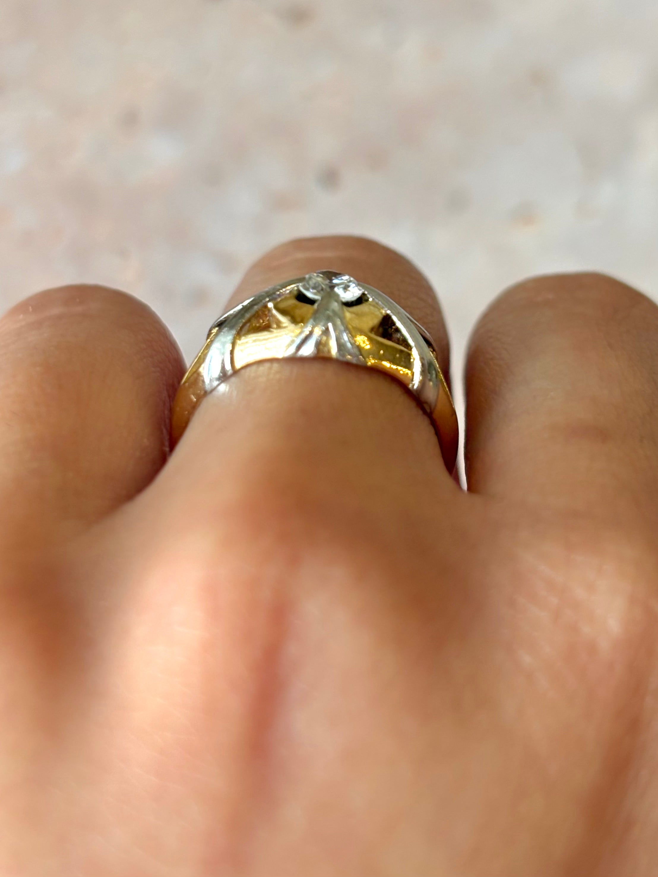 Anillo rígido con diamante de 0,30 quilates "Xaria"