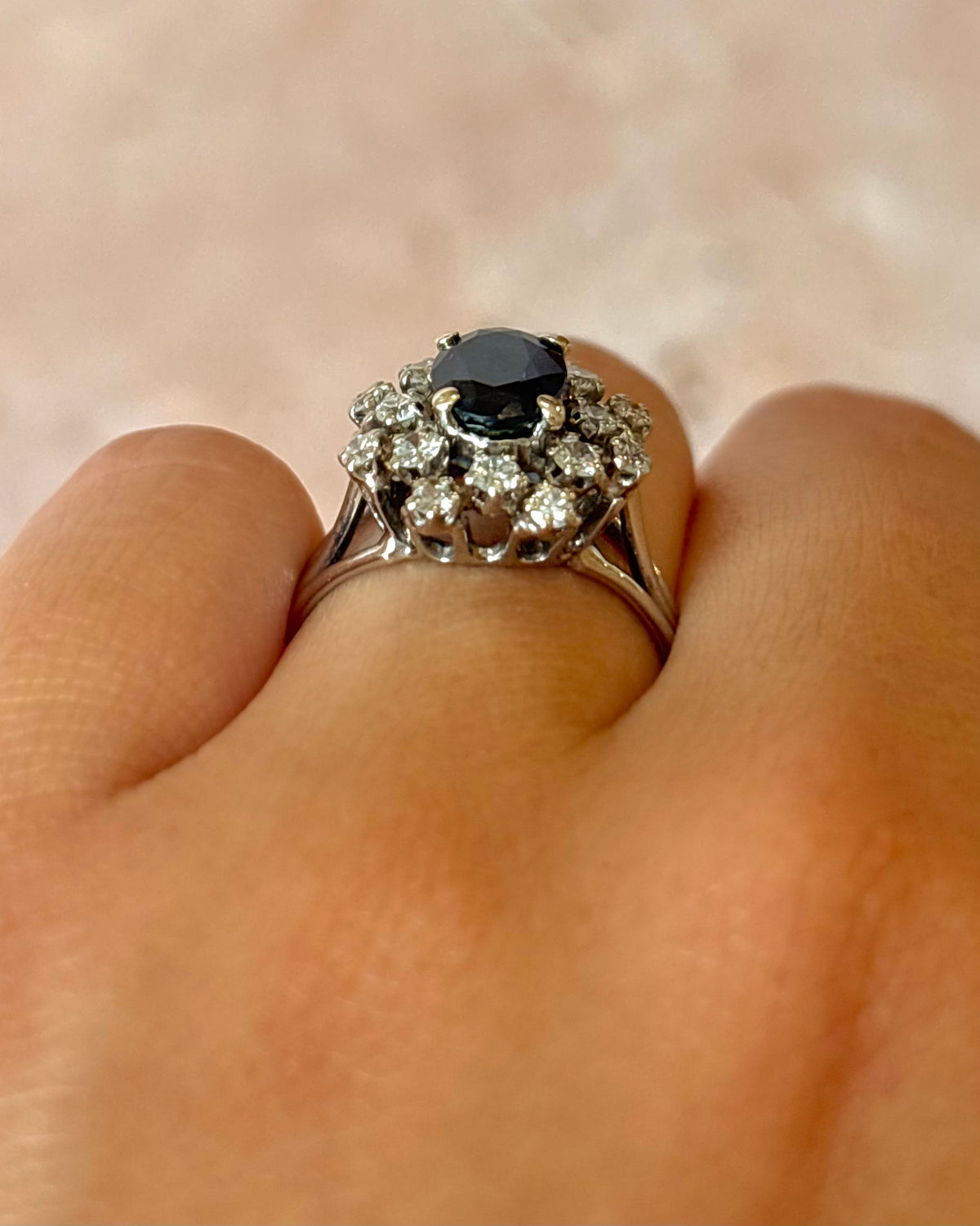 Bague Marguerite Saphir 1.65 carat & Diamants 0.40 carat "Camille"