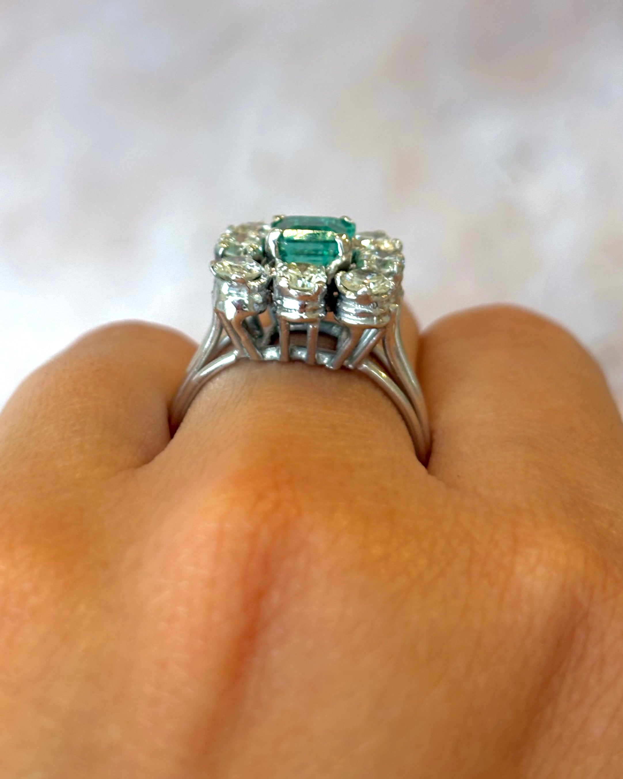 Bague Marguerite Émeraude 1.05 carat & Diamants 1.50 carat "Lisa"