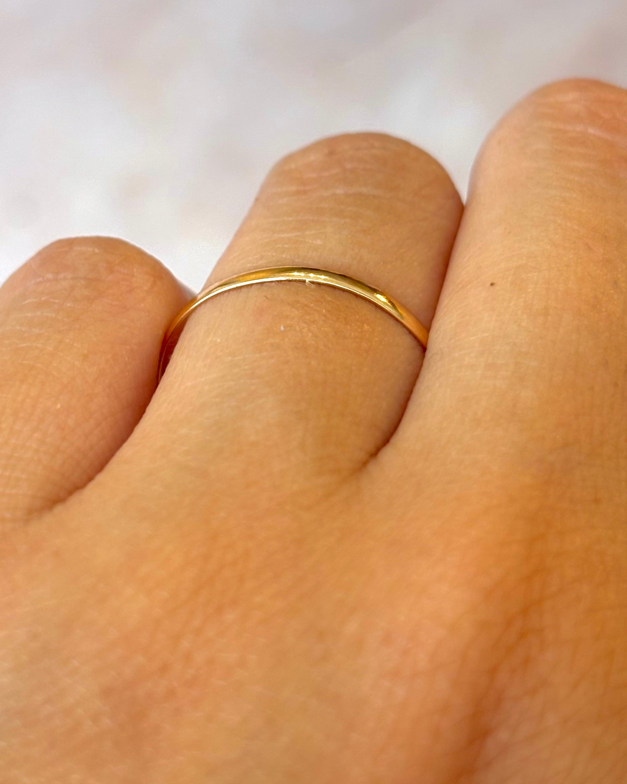 Alianza de oro amarillo de 18 quilates y 1,5 mm «Clovis»