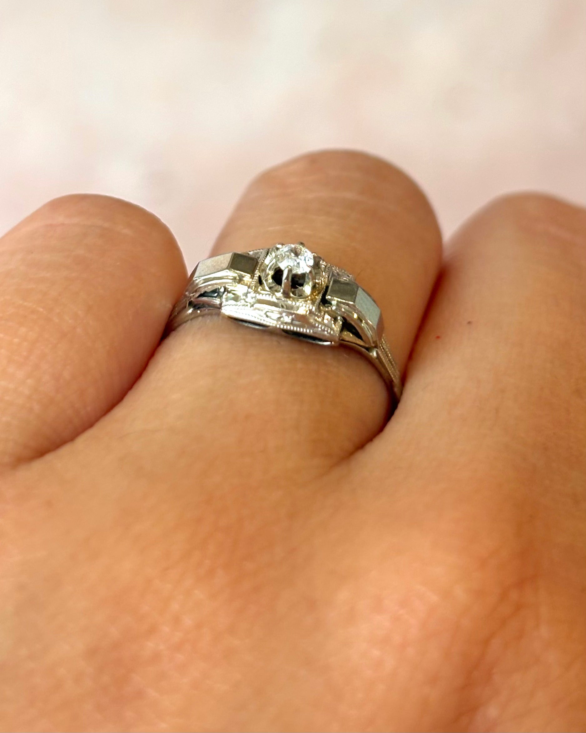 Art Deco Diamond Ring "Jeanne"