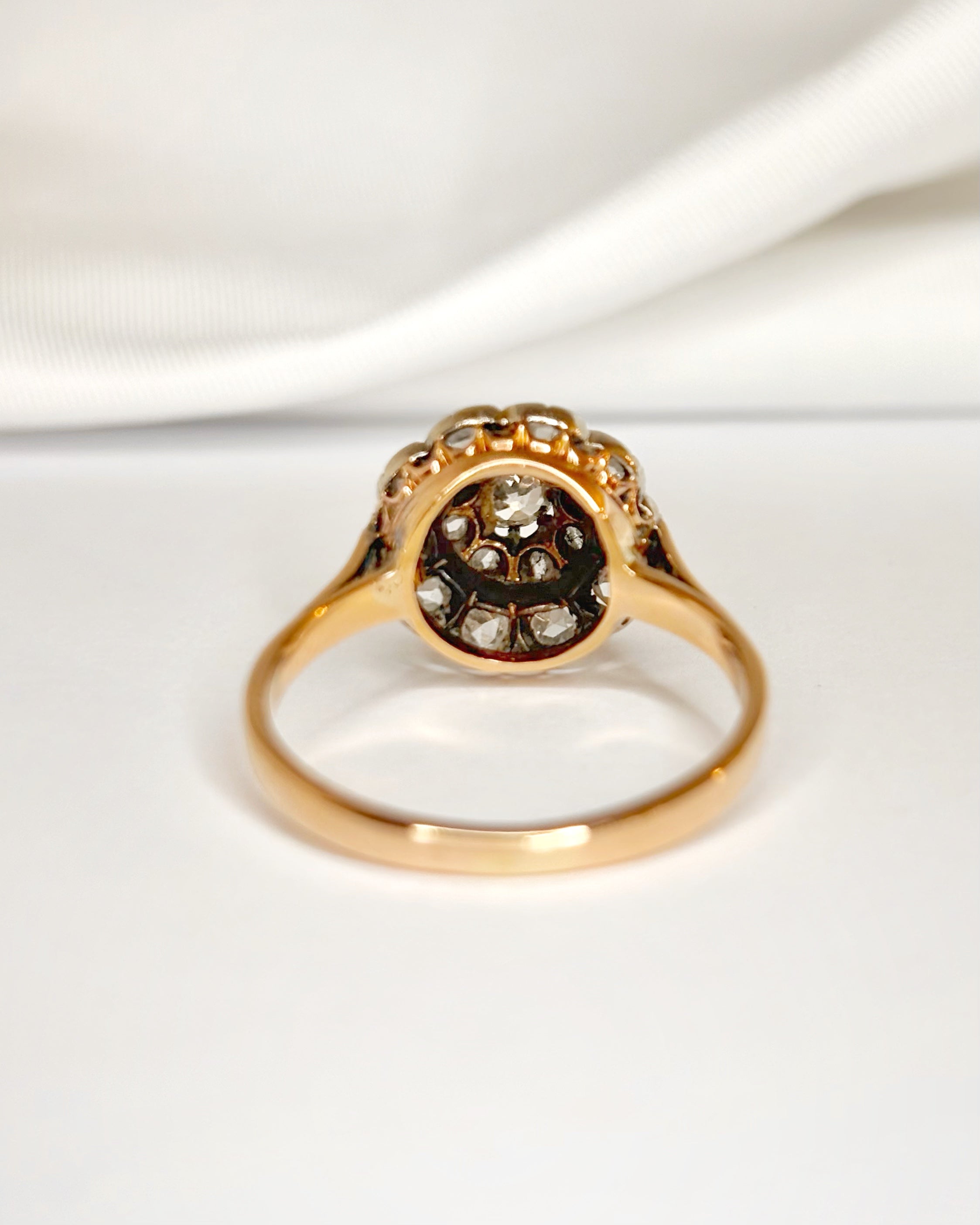 Bague Marguerite Art-Déco Diamants 0.60 carat "Rina"
