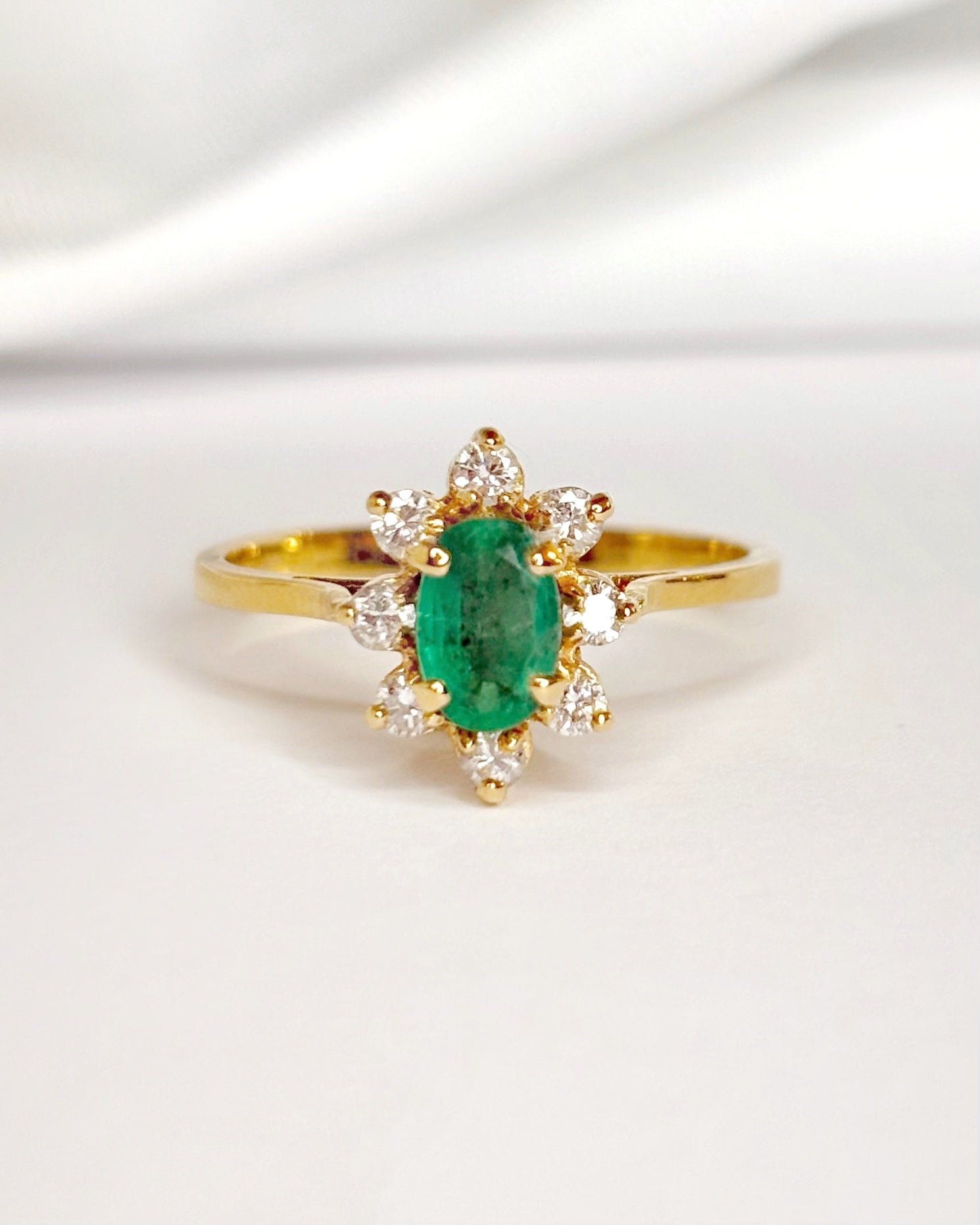 Bague Marguerite Émeraude & Diamants "Carla"