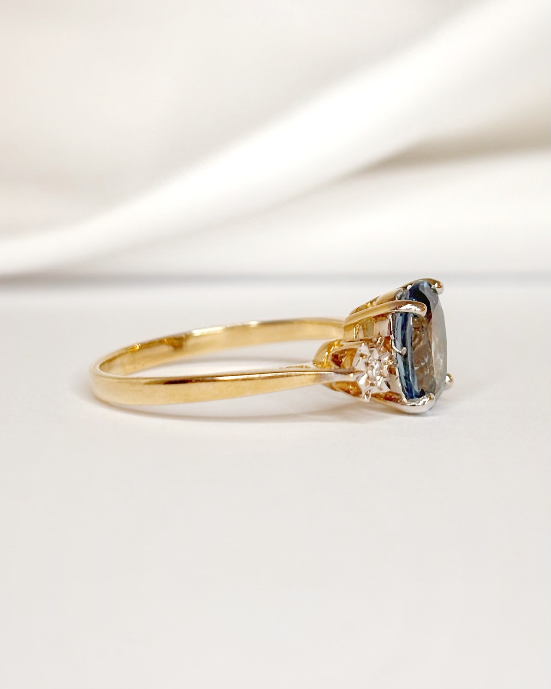 Bague Trilogie Topaze 1.46 carat & Diamants "Odette"