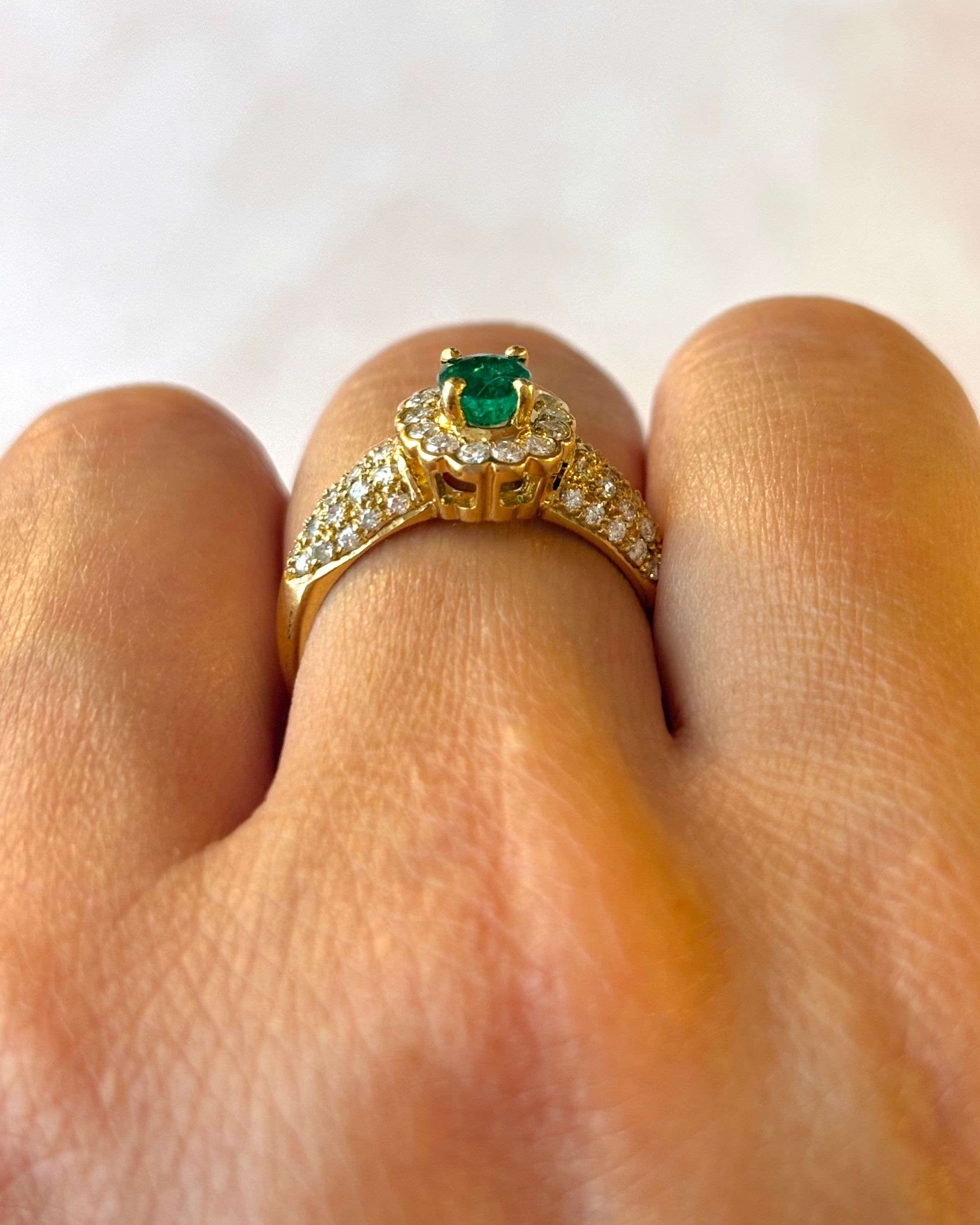 Bague Marguerite Émeraude 0.40 carat & Diamants 0.50 carat "Sybille"