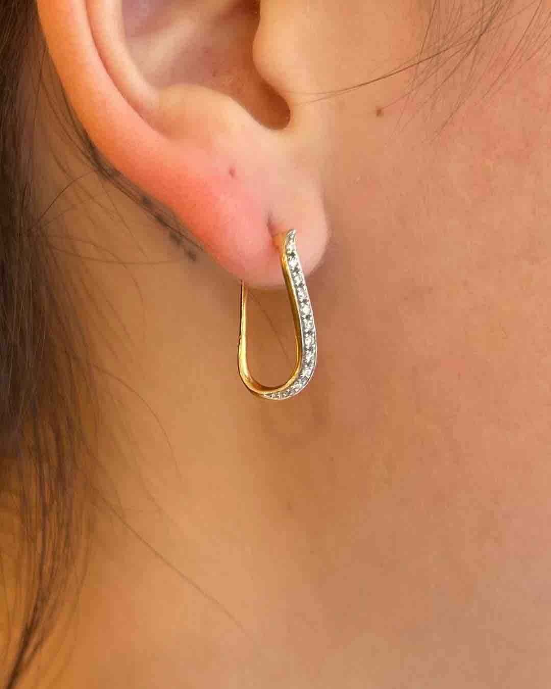 Pendientes de río "Jazmín" con 20 diamantes