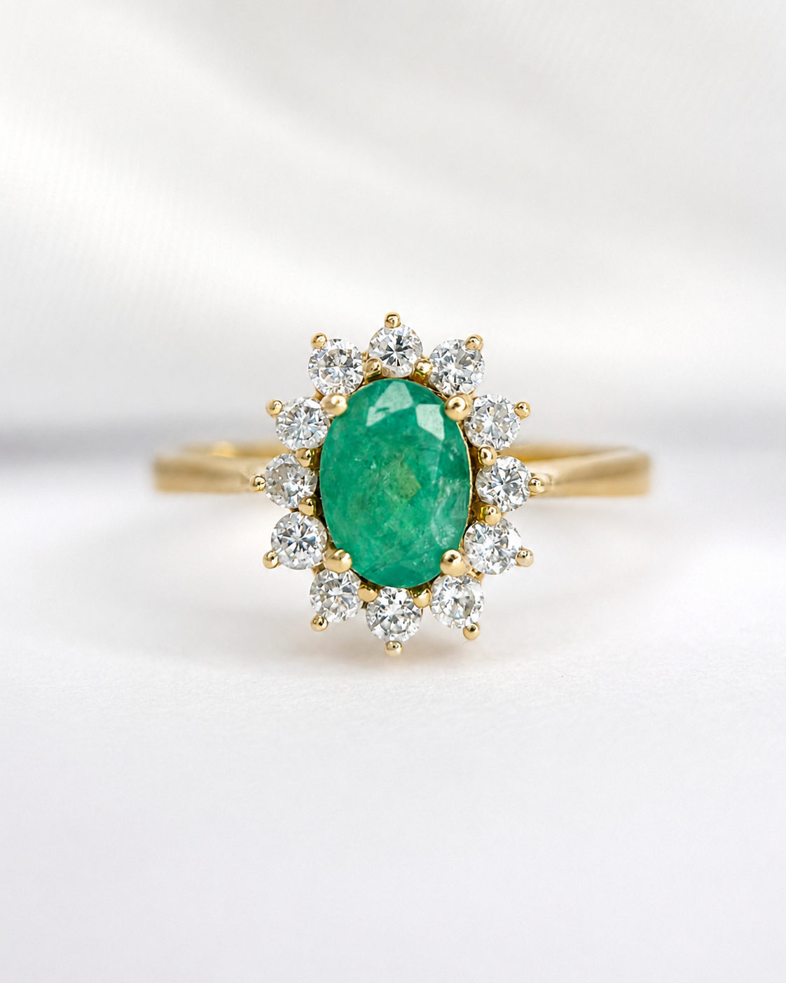 “Oriana” Daisy Ring, 1.20-carat Emerald & 0.60-carat Diamonds, 4.34 g