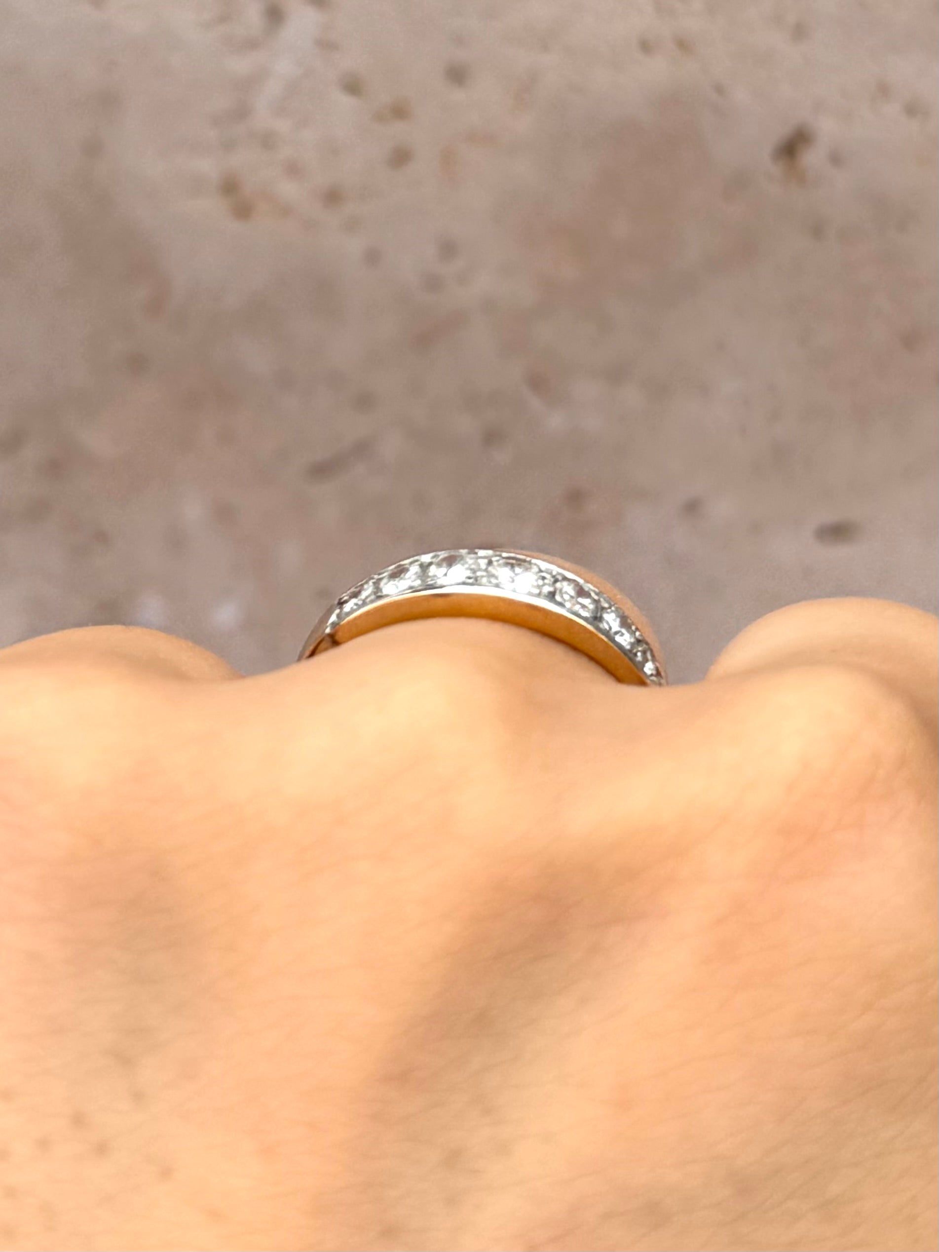 0.50 Carat Diamond River Ring "Nolla"