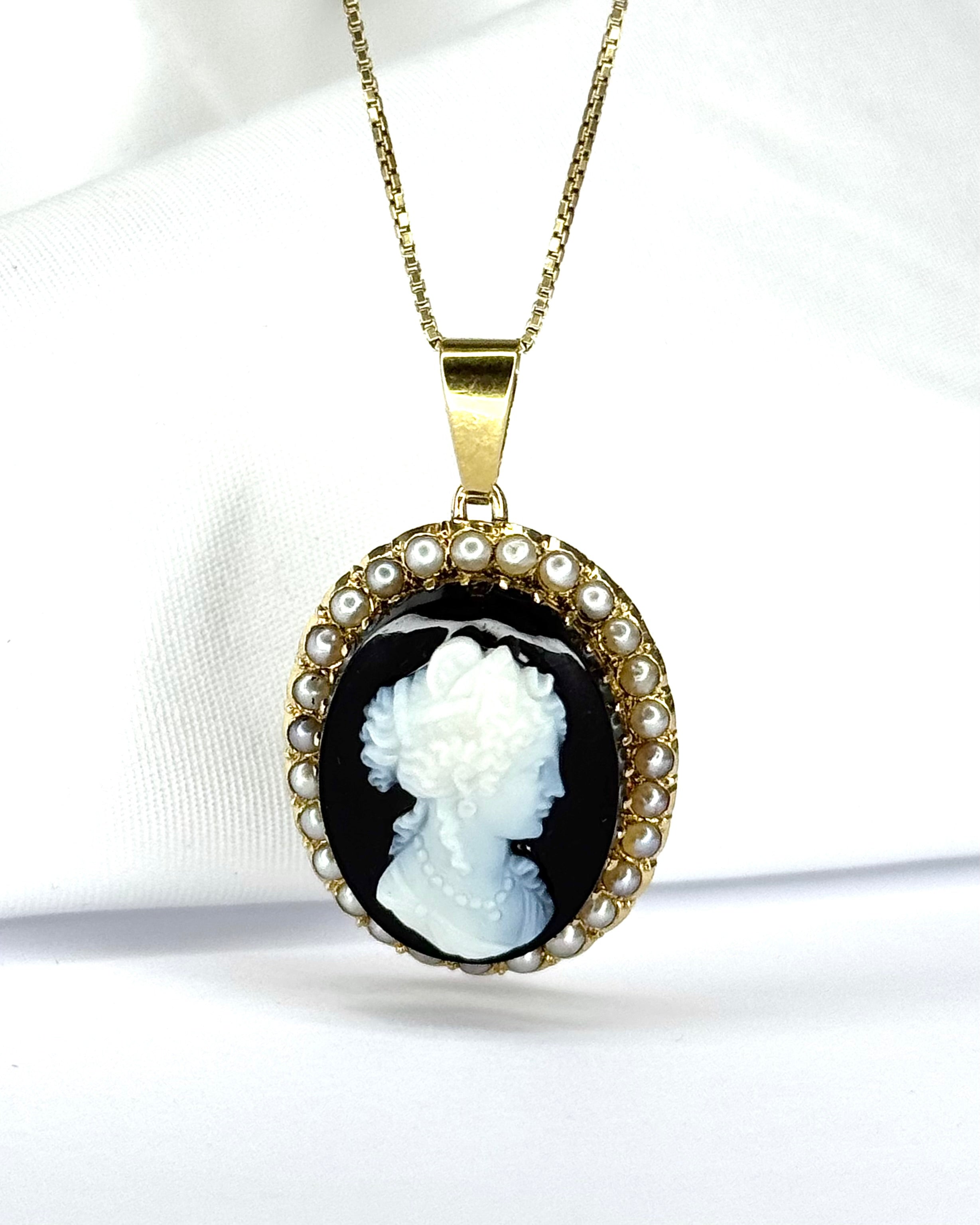 Pendentif Camée, Perles & Or 6.66g "Lisa"