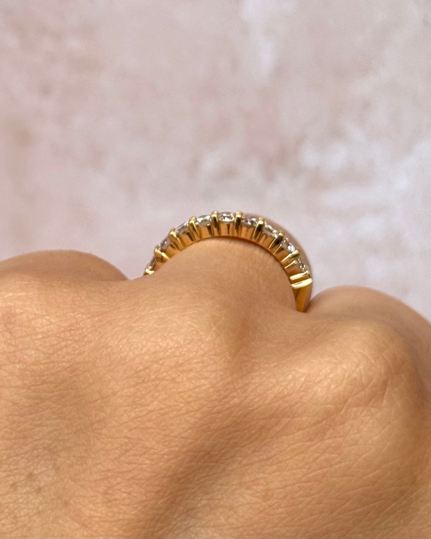 Demi-alliance Diamants 0.45 carat 2.5mm "Aloïse"