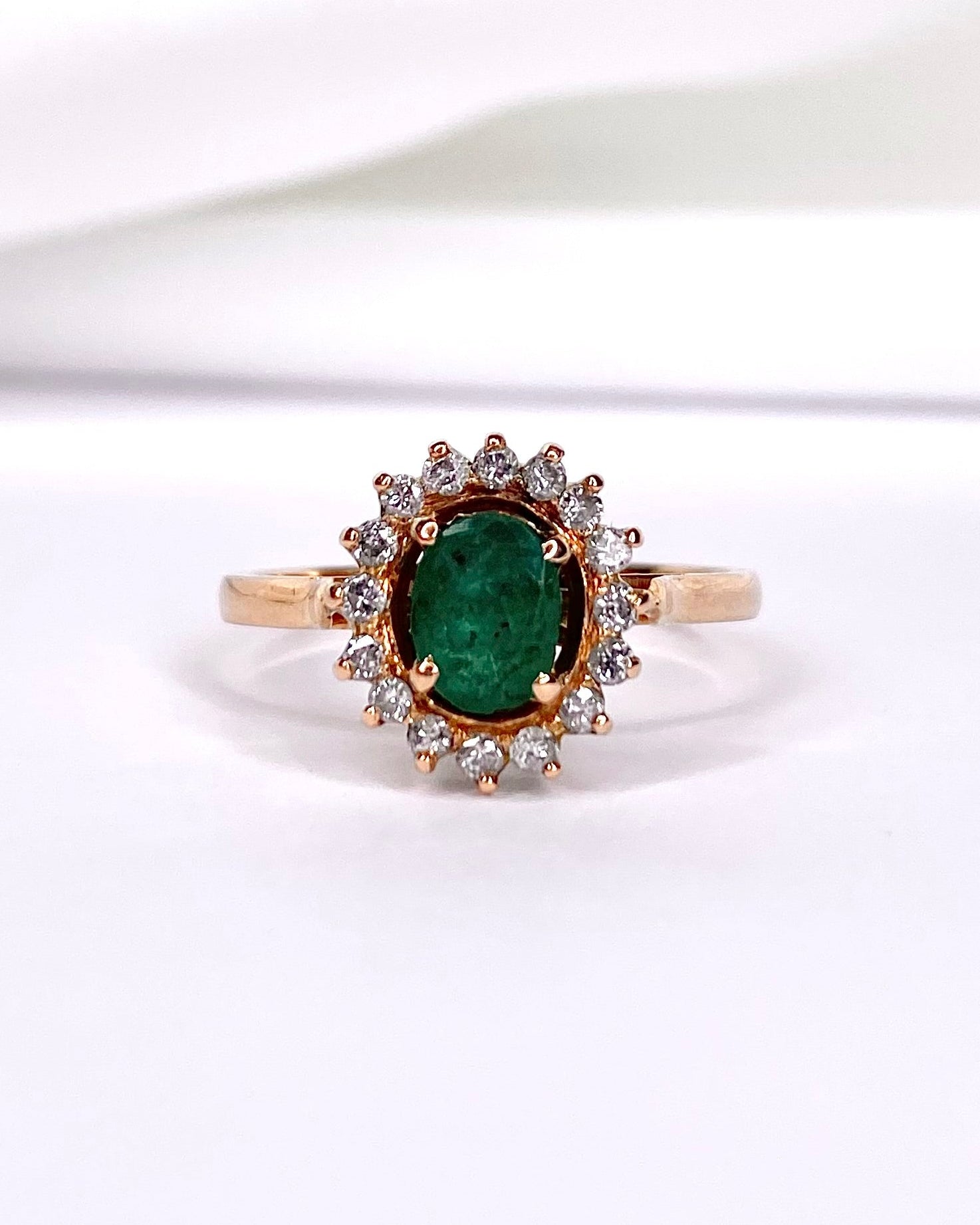 Bague Marguerite Emeraude et Diamants "Elvira" - Lyon * - Elliade Paris