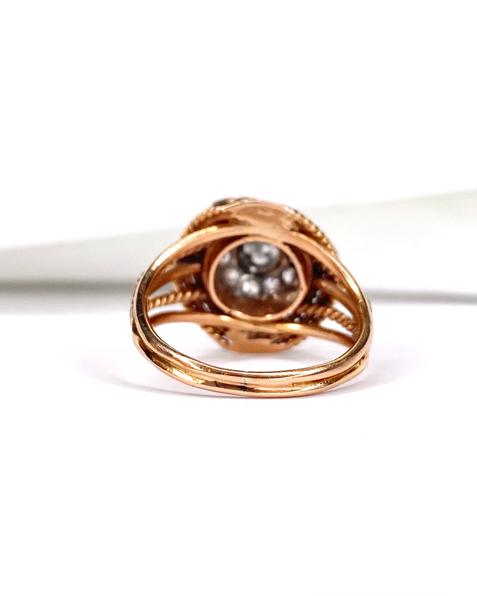 Bague Style Art-Déco Diamants 0.45 carat, Or & Platine 6.75g "Océanie" - Elliade Paris