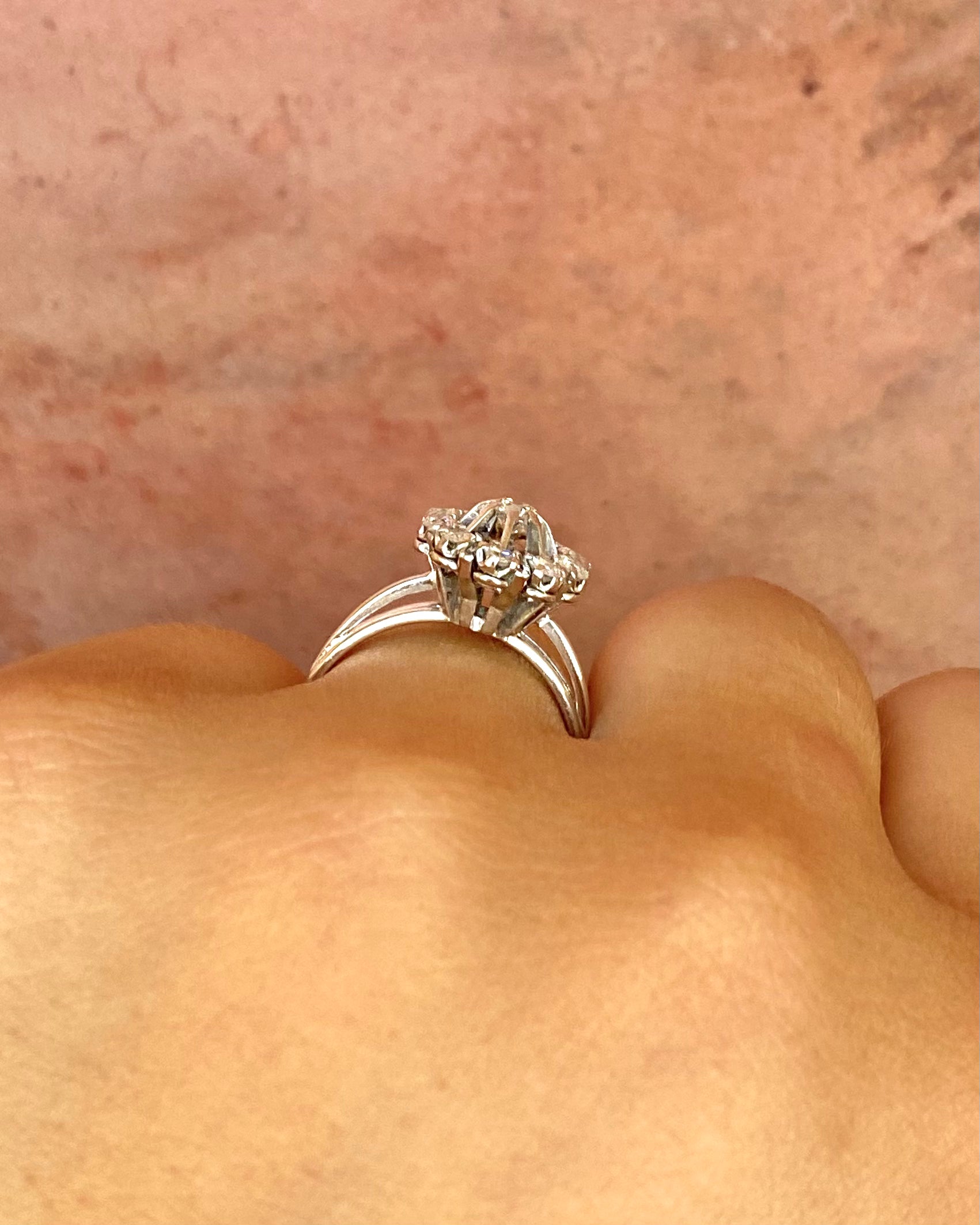 Bague Marguerite Diamants 0.65 carat "Gisèle"