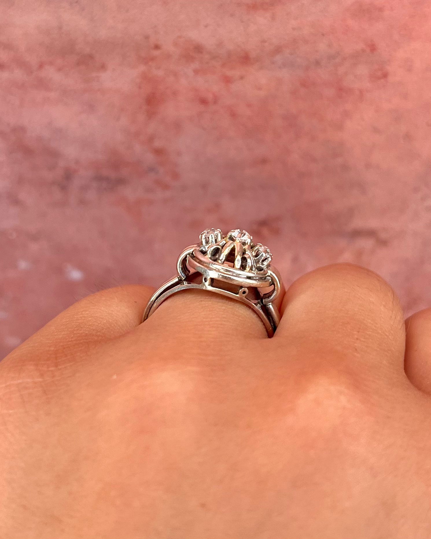 Art Deco Style Ring 0.25 Carat Diamonds & 18 Carat Gold 5.85g "Romy"