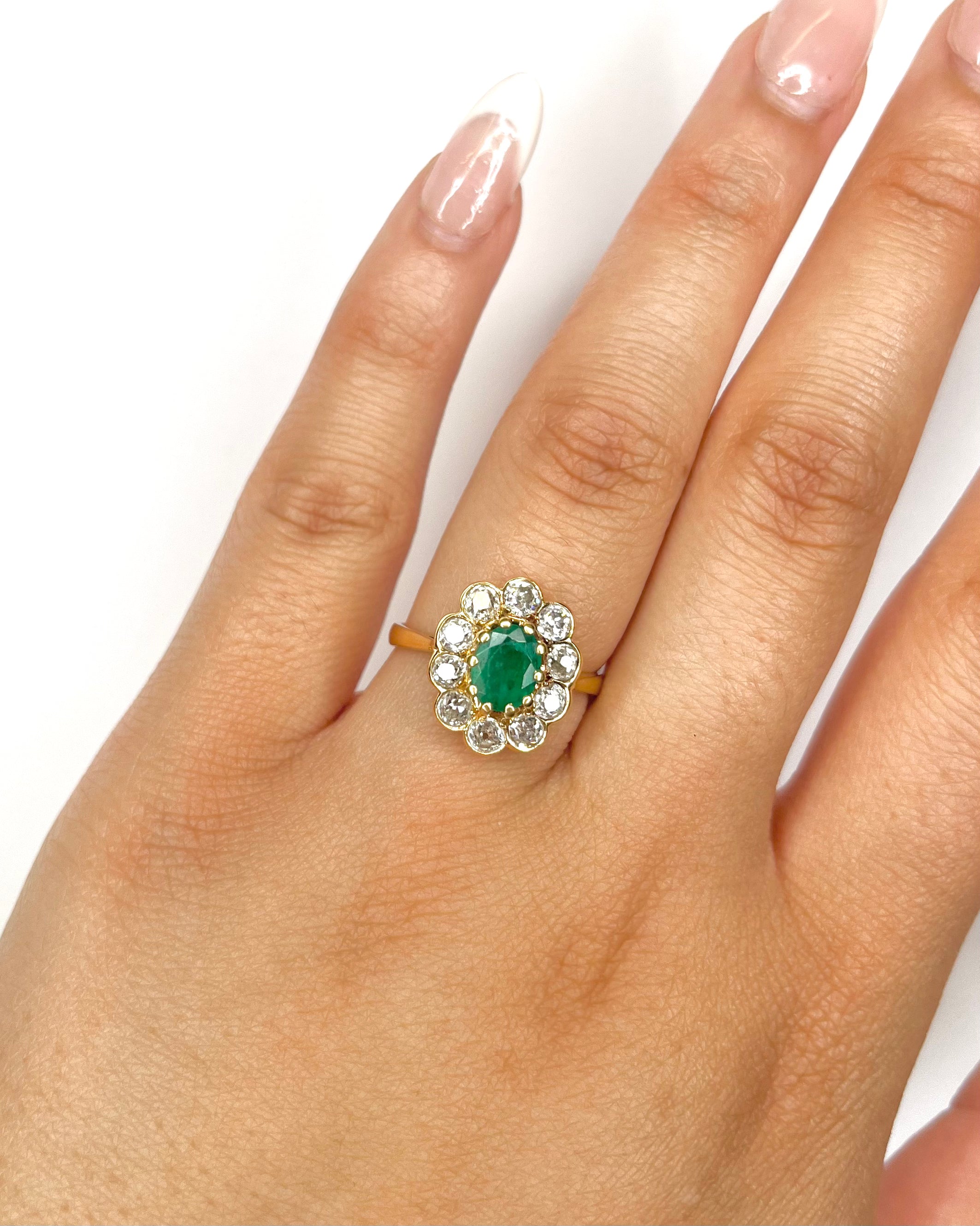 Bague Marguerite Émeraude 0.60 carat & Diamants 0.70 carat "Eugénia" - Elliade Paris