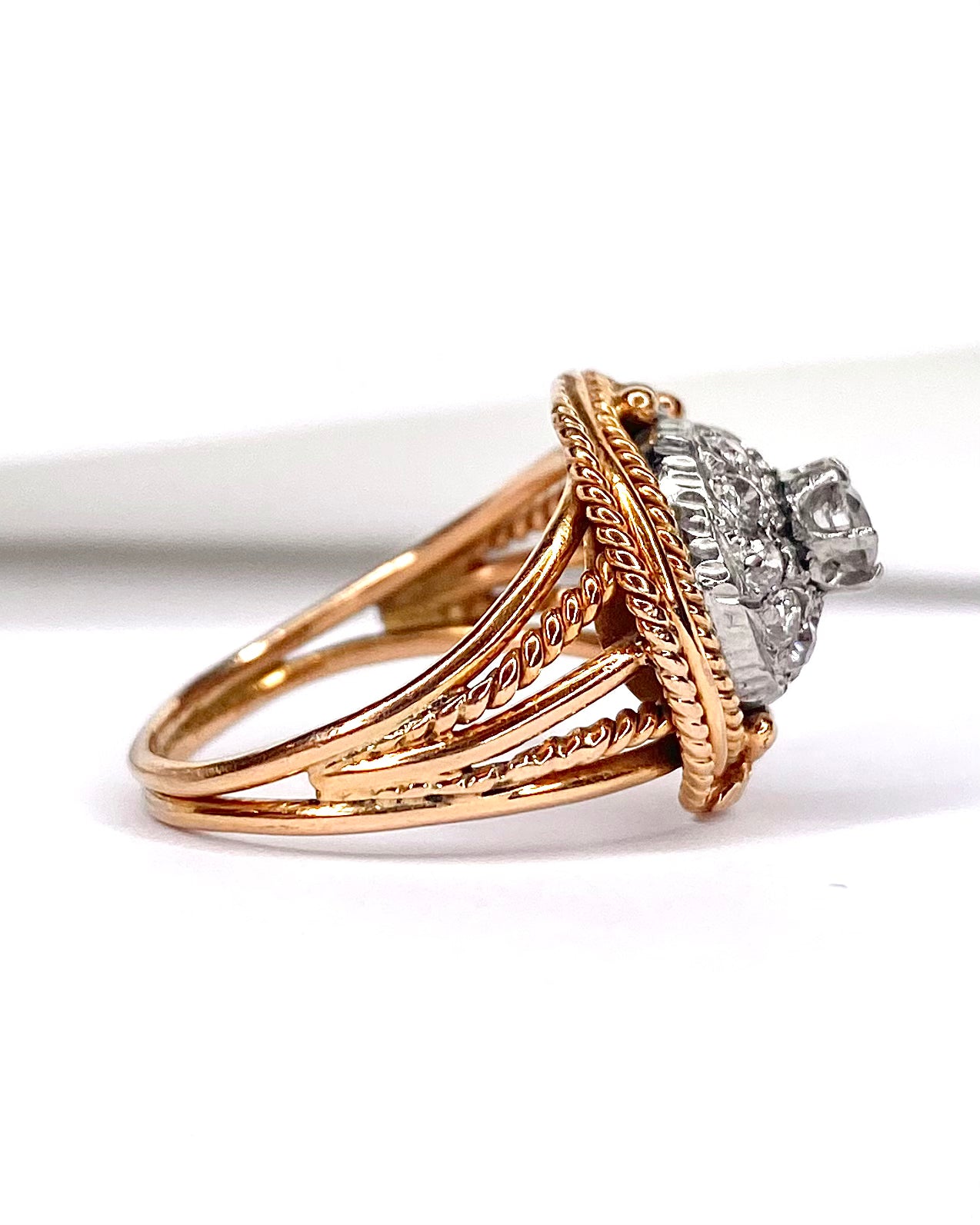 Bague Style Art-Déco Diamants 0.45 carat, Or & Platine 6.75g "Océanie" - Elliade Paris