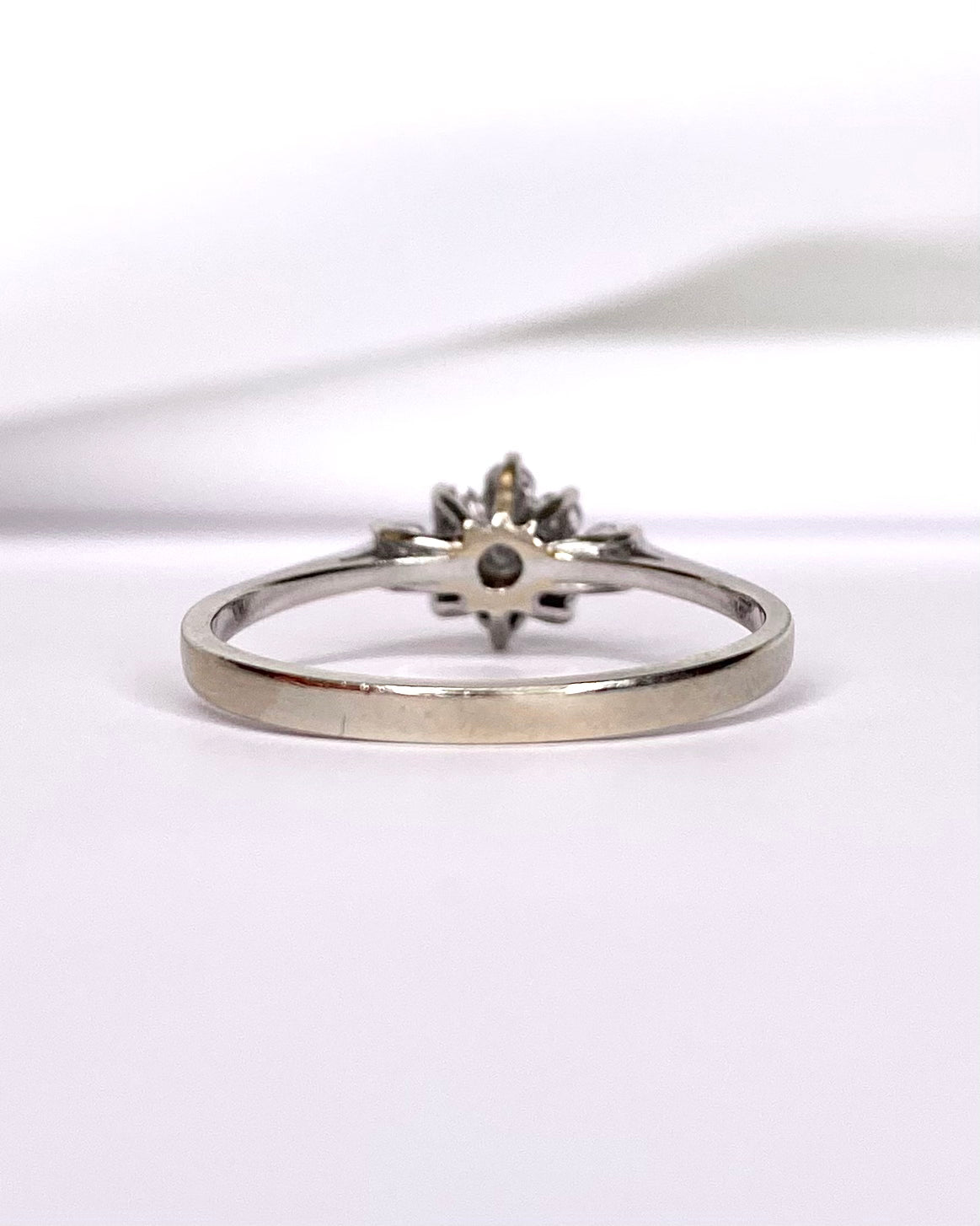 Bague marguerite diamants "Selma" - Lyon - Elliade Paris