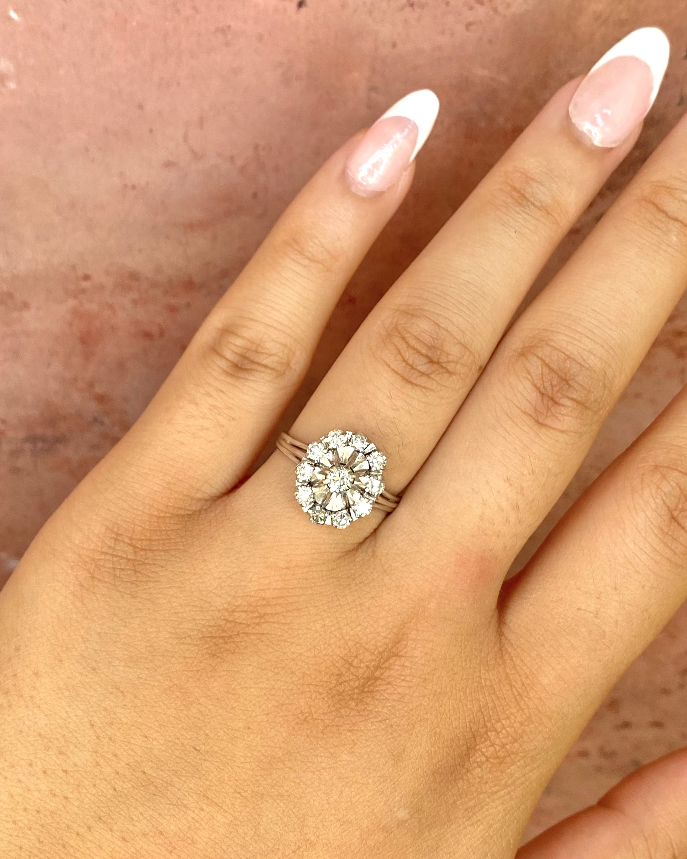 Bague Marguerite Diamants 0.65 carat "Gisèle"