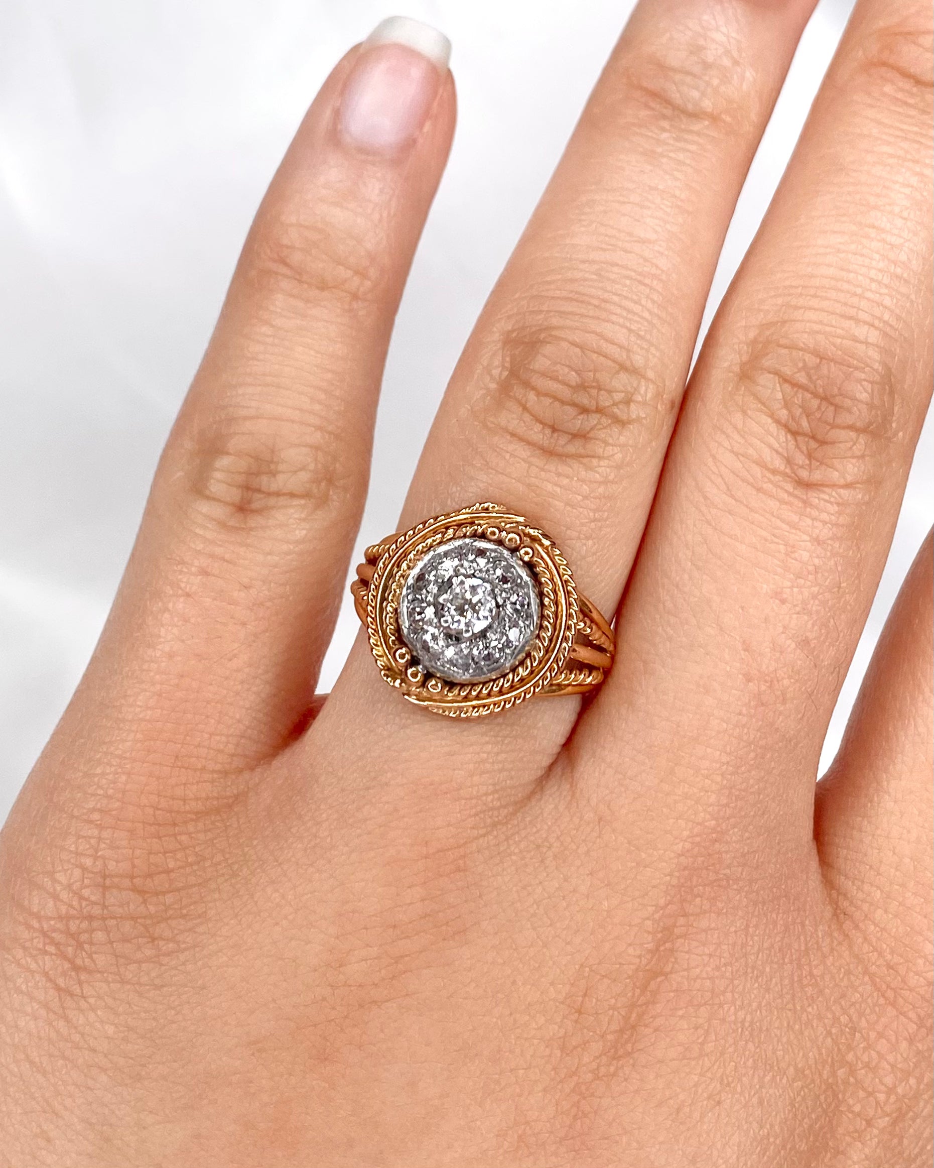 Bague Style Art-Déco Diamants 0.45 carat, Or & Platine 6.75g "Océanie" - Elliade Paris