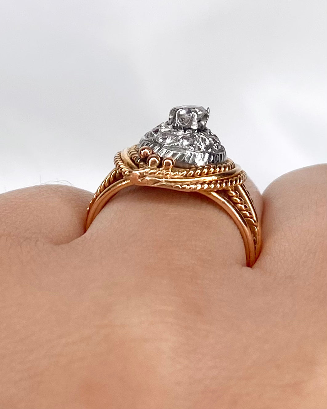 Bague Style Art-Déco Diamants 0.45 carat, Or & Platine 6.75g "Océanie" - Elliade Paris