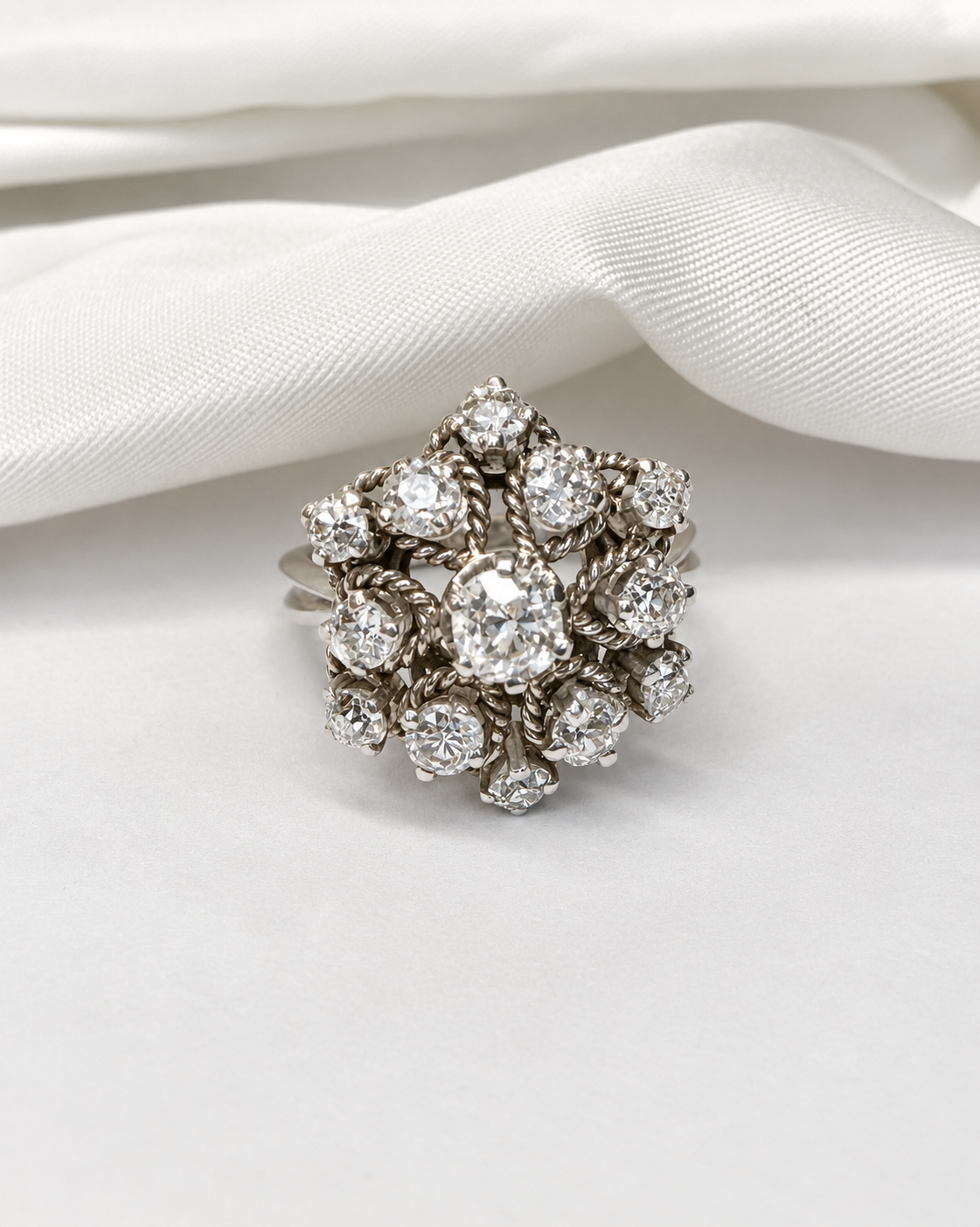 Anillo Marguerite Diamantes 1.33 quilates "Mélissa"