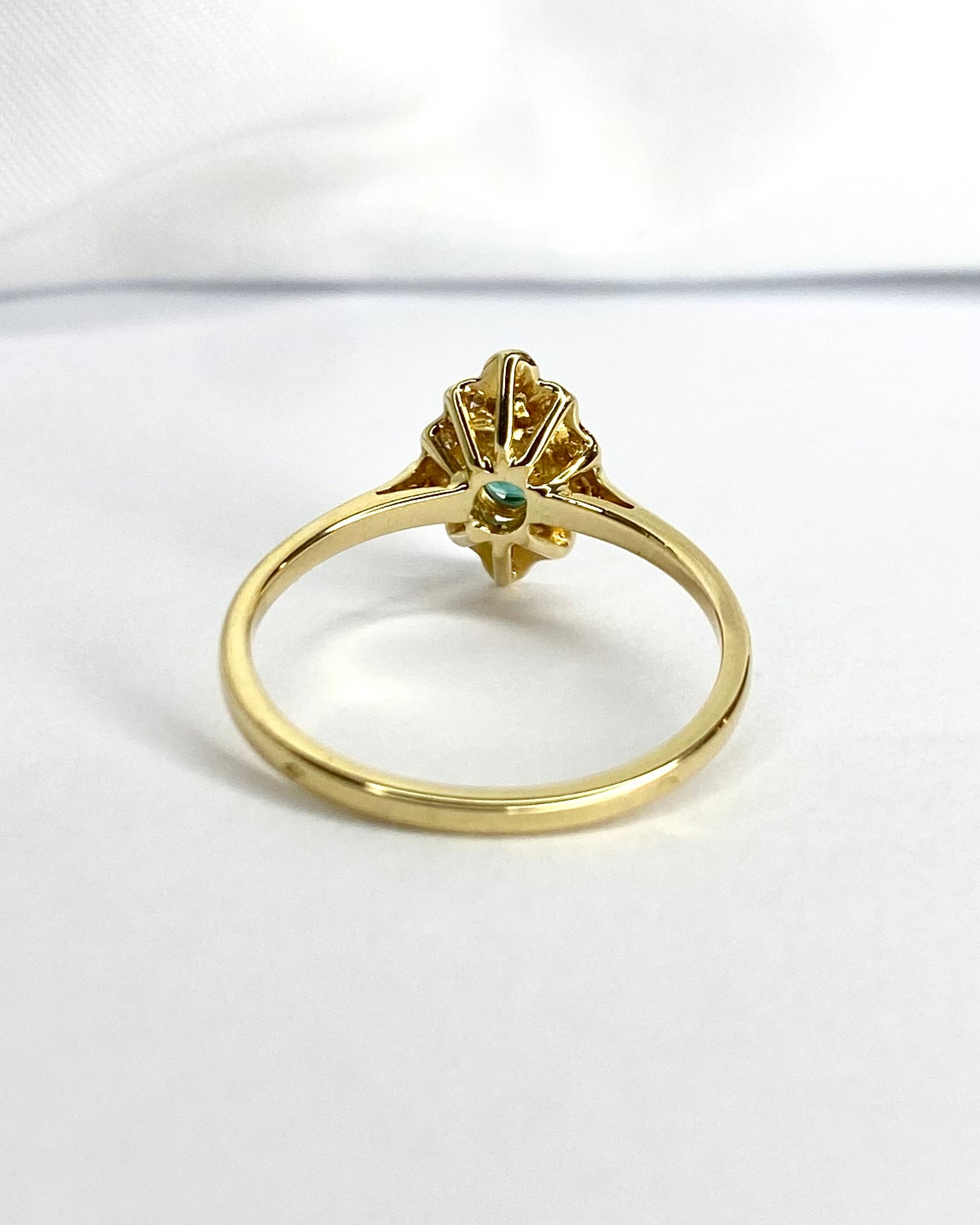 Bague Marquise Émeraude & Diamants "Oxanna" - Elliade Paris