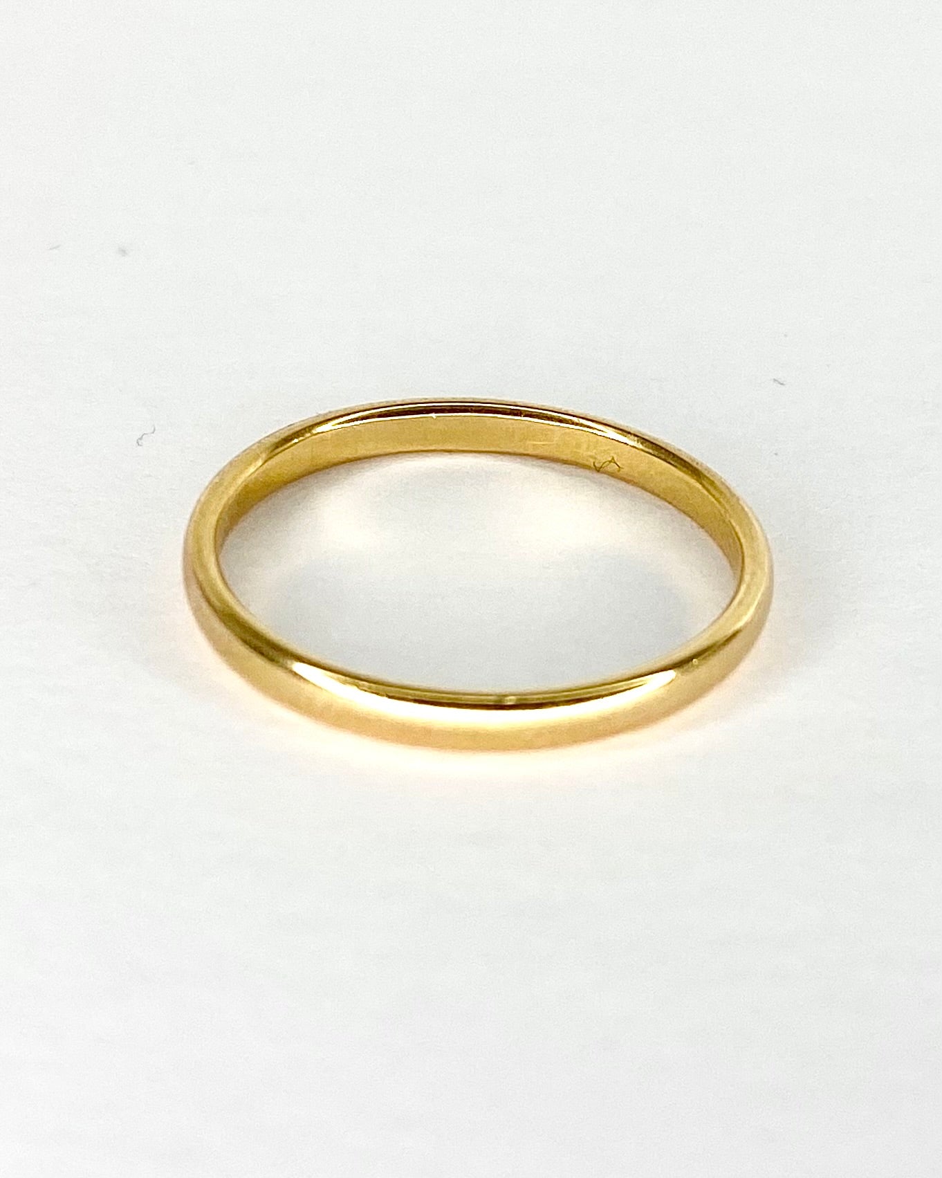 18-Carat Yellow Gold 2 mm "Claire" Wedding Band