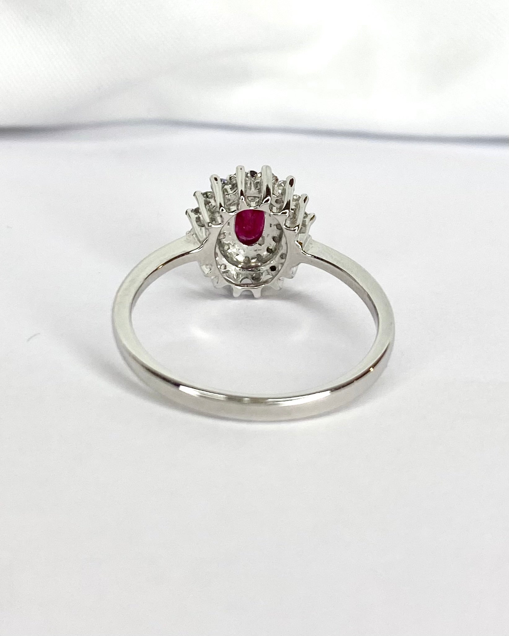 Bague Marguerite Rubis 0.58 carat & Diamants 0.27 carat "Cristella" - Elliade Paris