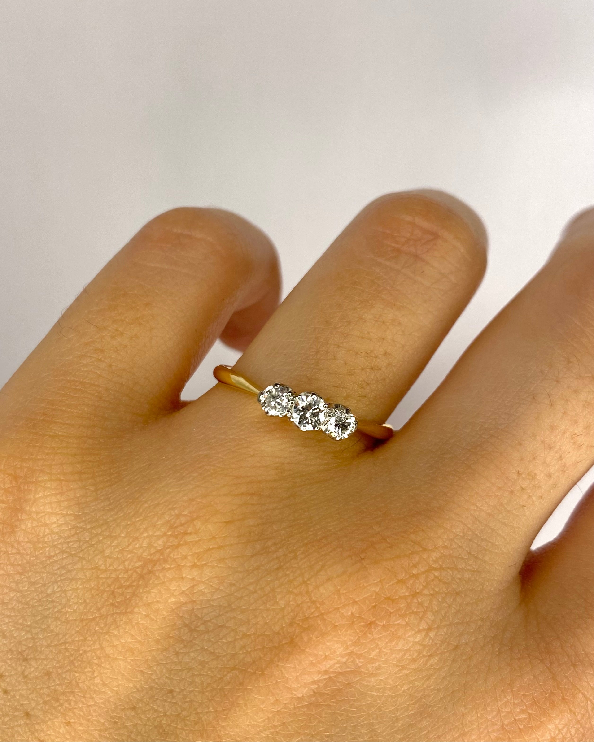 Bague Trilogie Diamants 0.31 carat "Delphine"