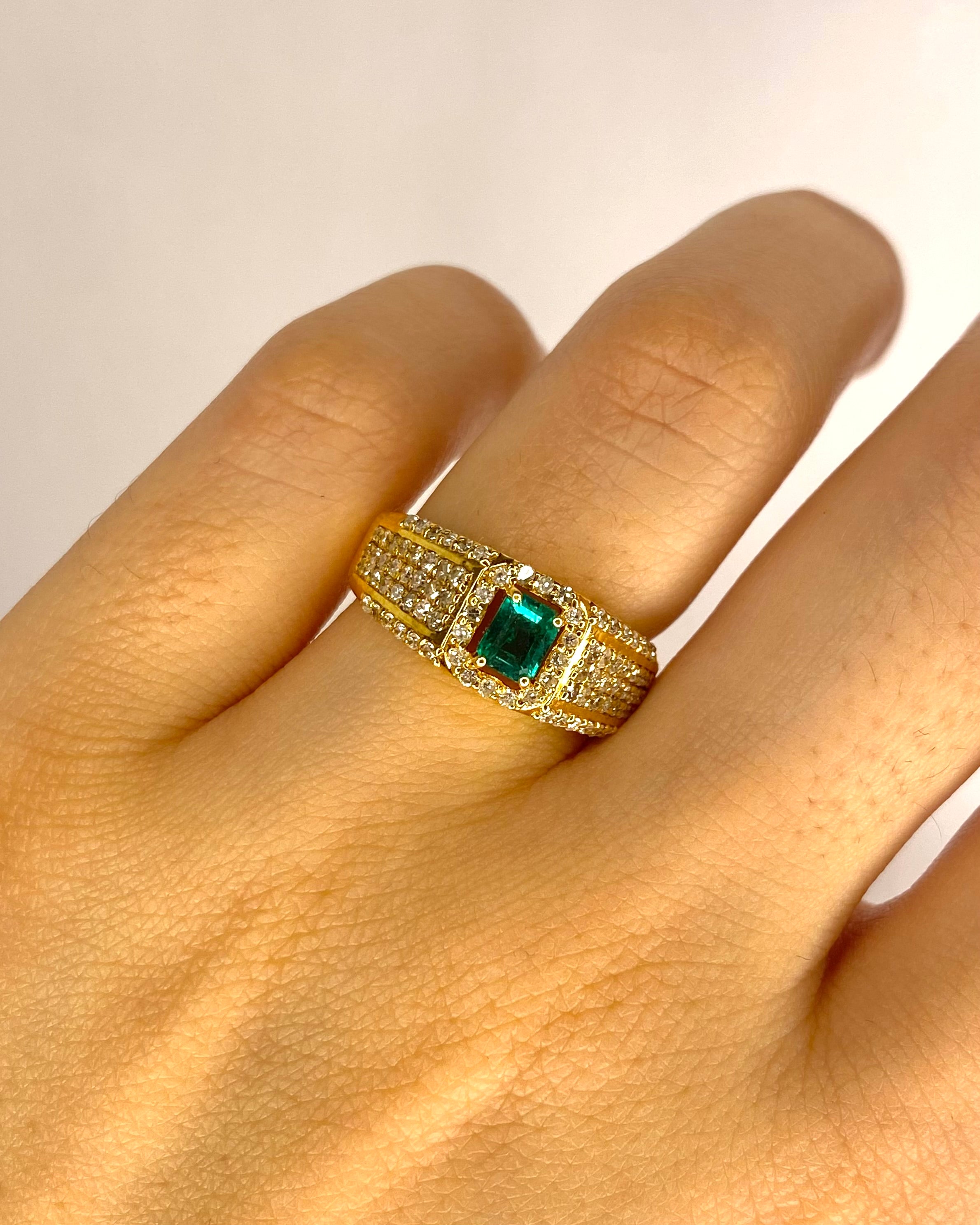 Bague Jonc Émeraude 0.40 carat & Diamants 0.57 carat "Agnes"