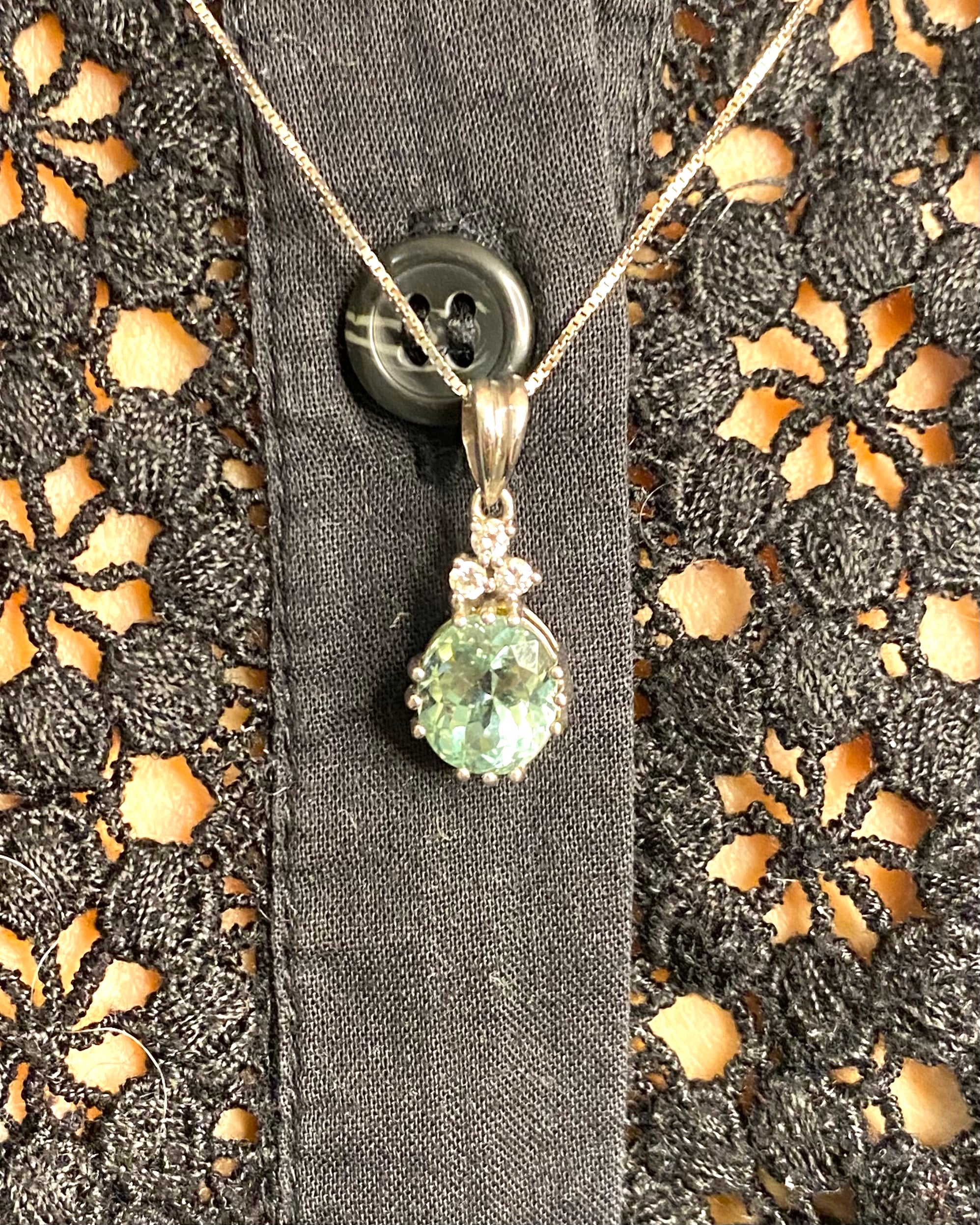 Green Tourmaline Pendant 2.75 Carats & Diamonds "Annaelle"