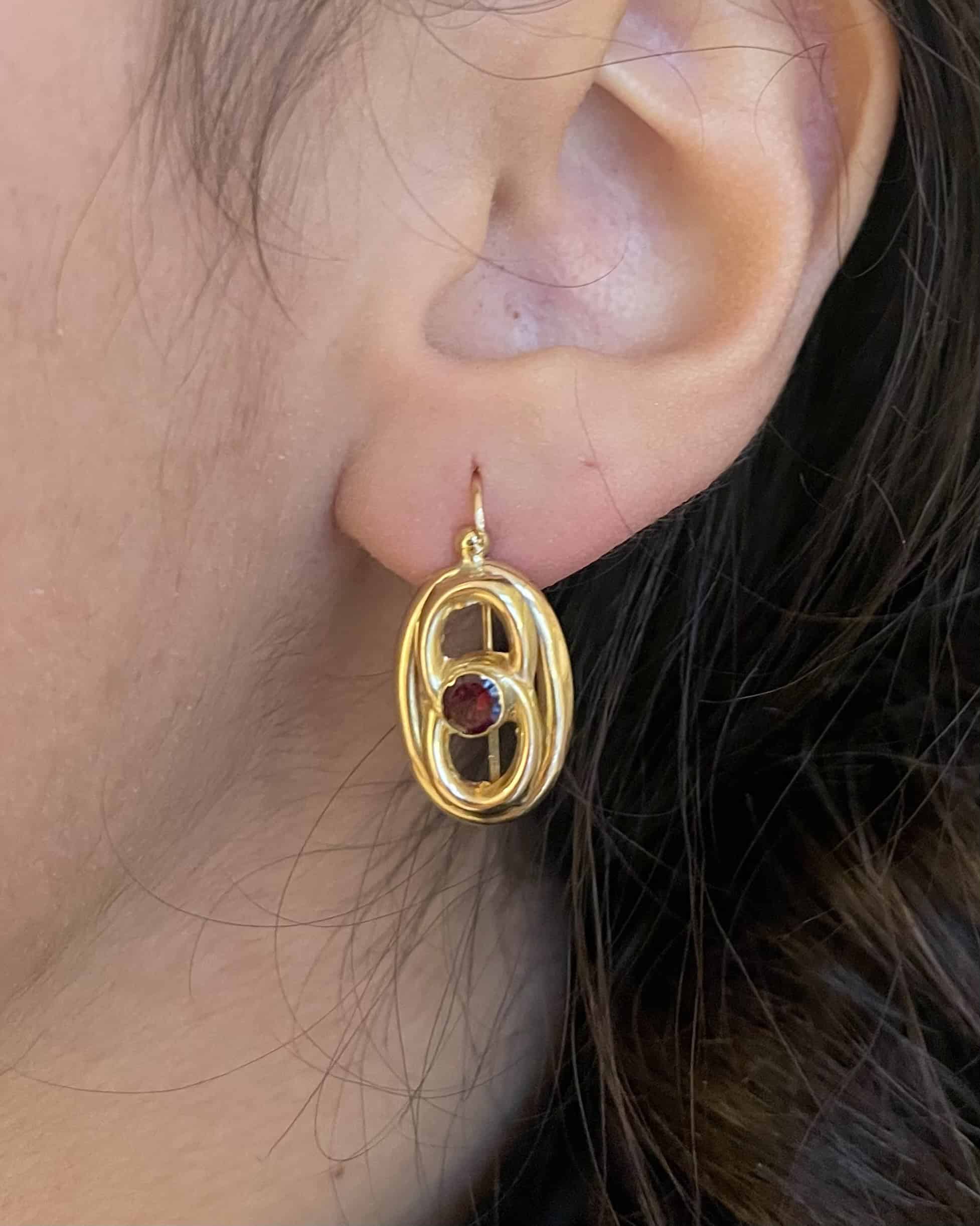 Dormeuses Vintage Grenats 0.60 carat "Karen" - Elliade Paris