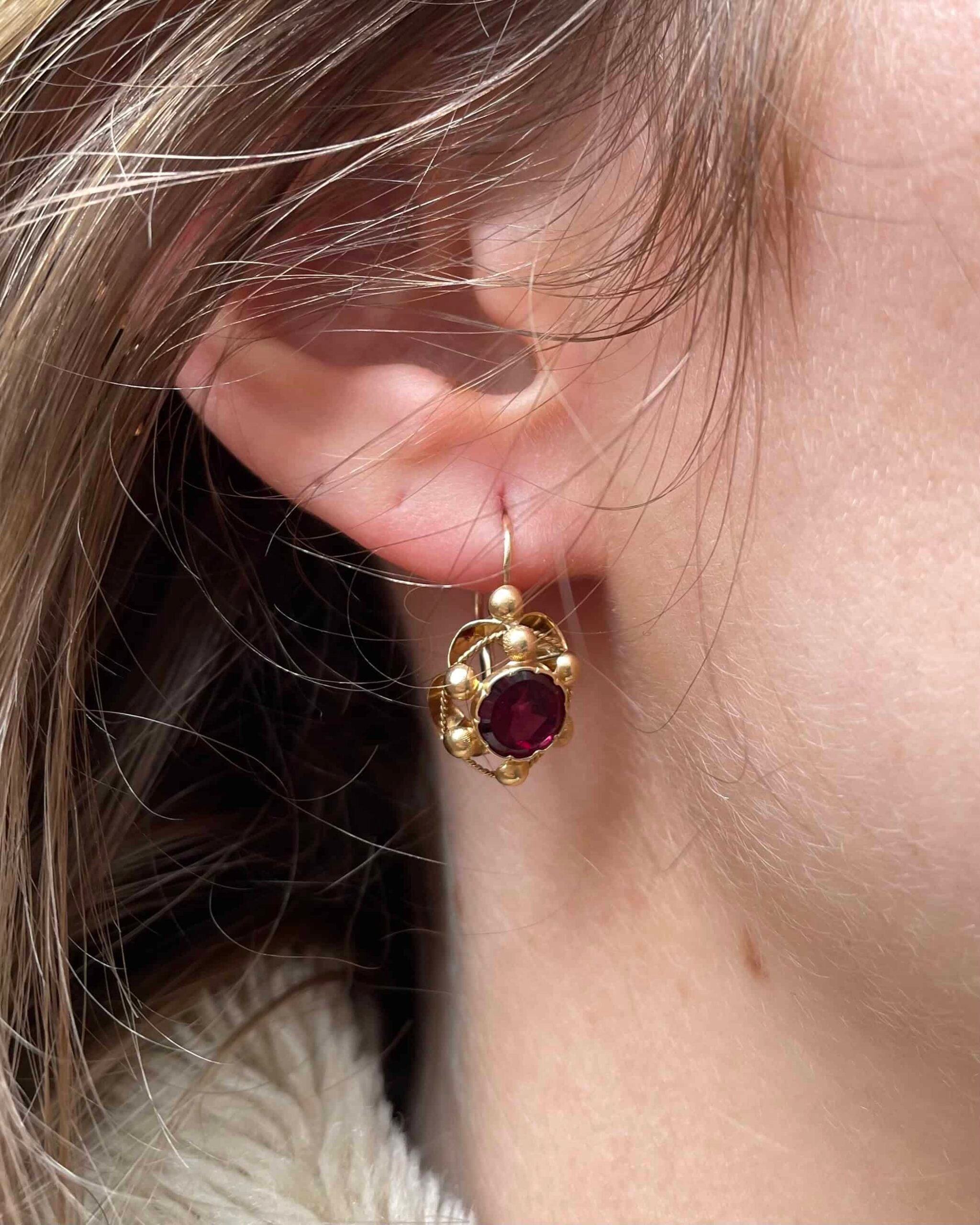 Dormeuses Vintage Grenats 2.40 carats "Dahlia"