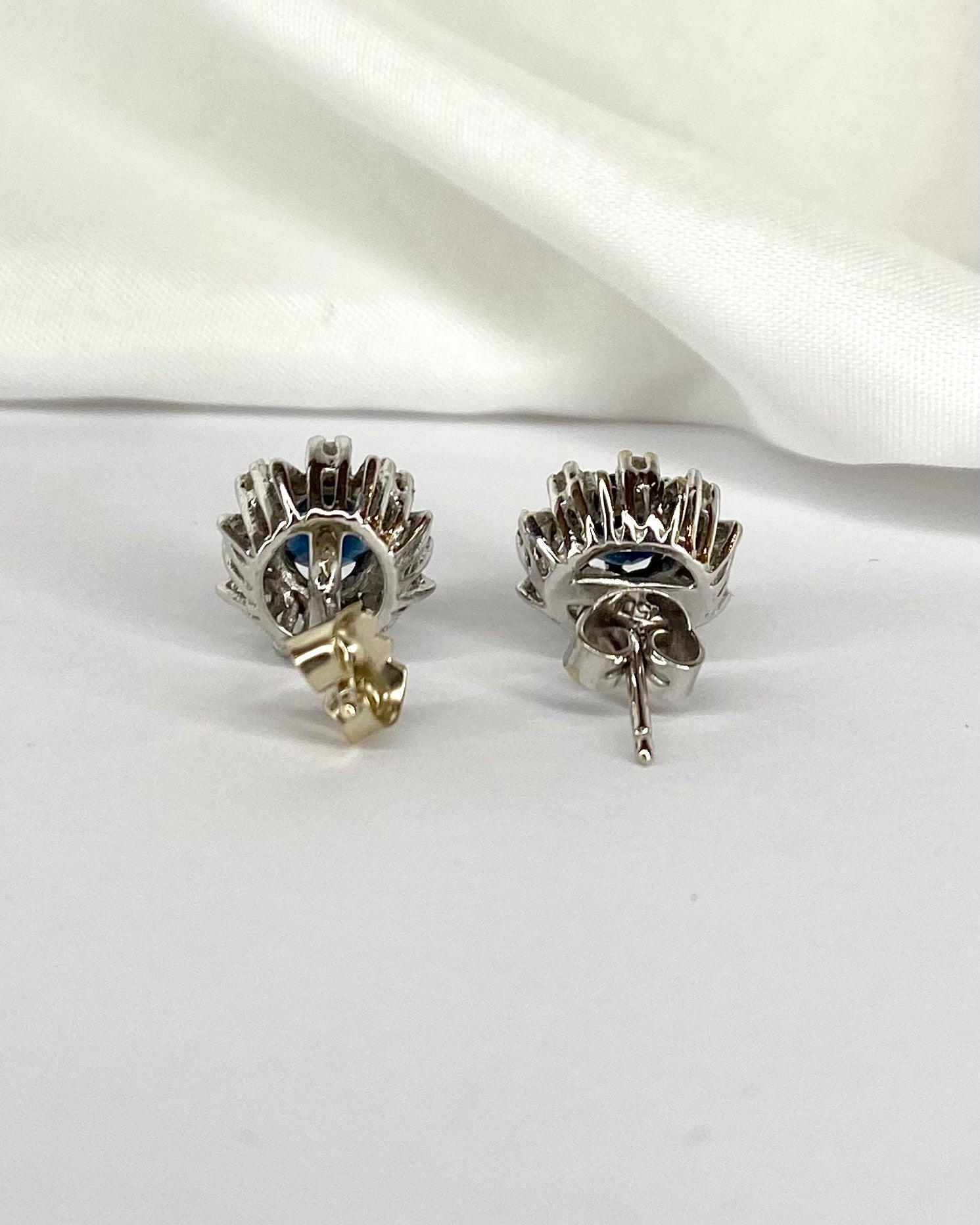 Boucles Marguerite Saphirs 1.56 carat & 16 Diamants "Esa" - Elliade Paris