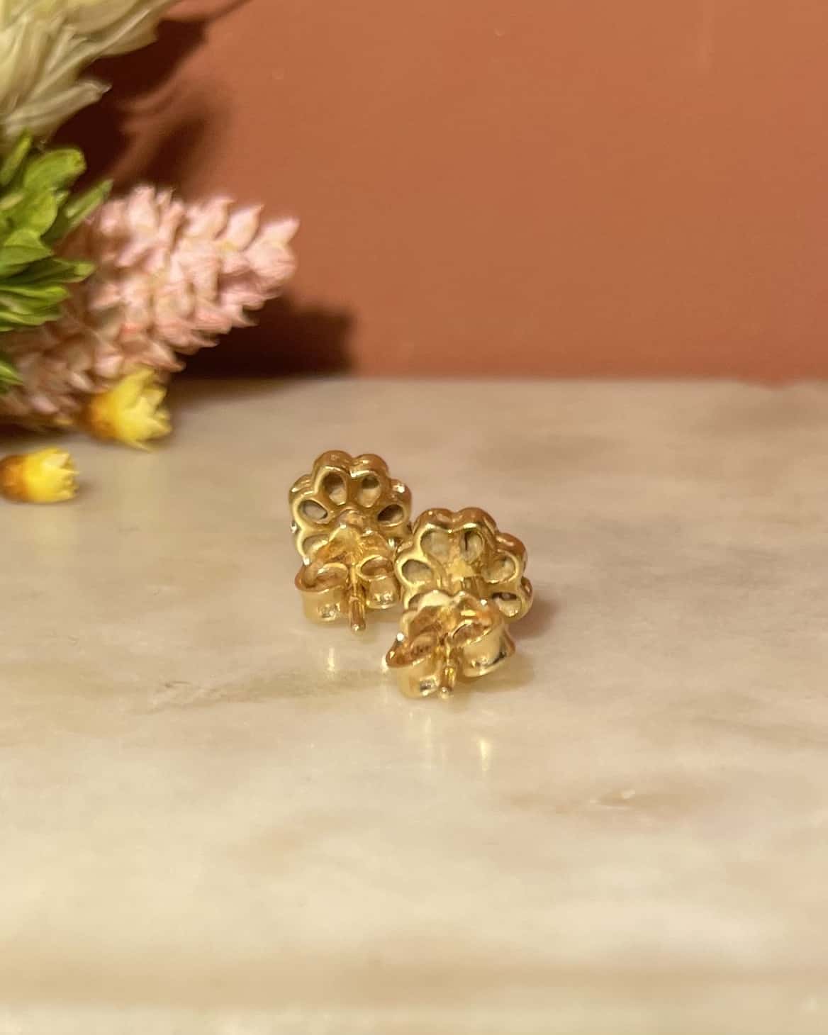 Pendientes de margaritas de esmeralda y diamantes "Yuriana"