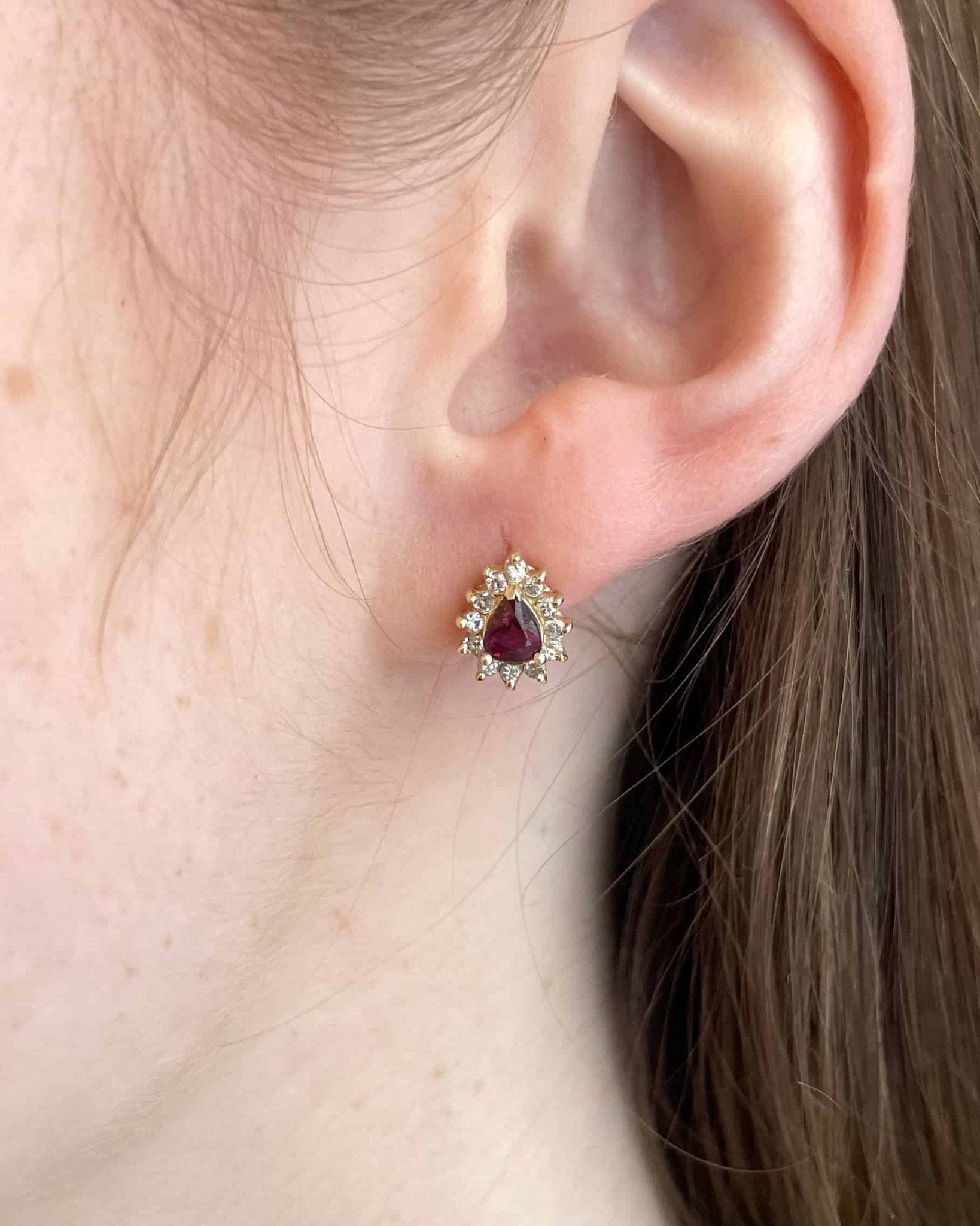 Boucles Marguerites Rubis 0.65 Carat & 24 Diamants "Lili " - Elliade Paris