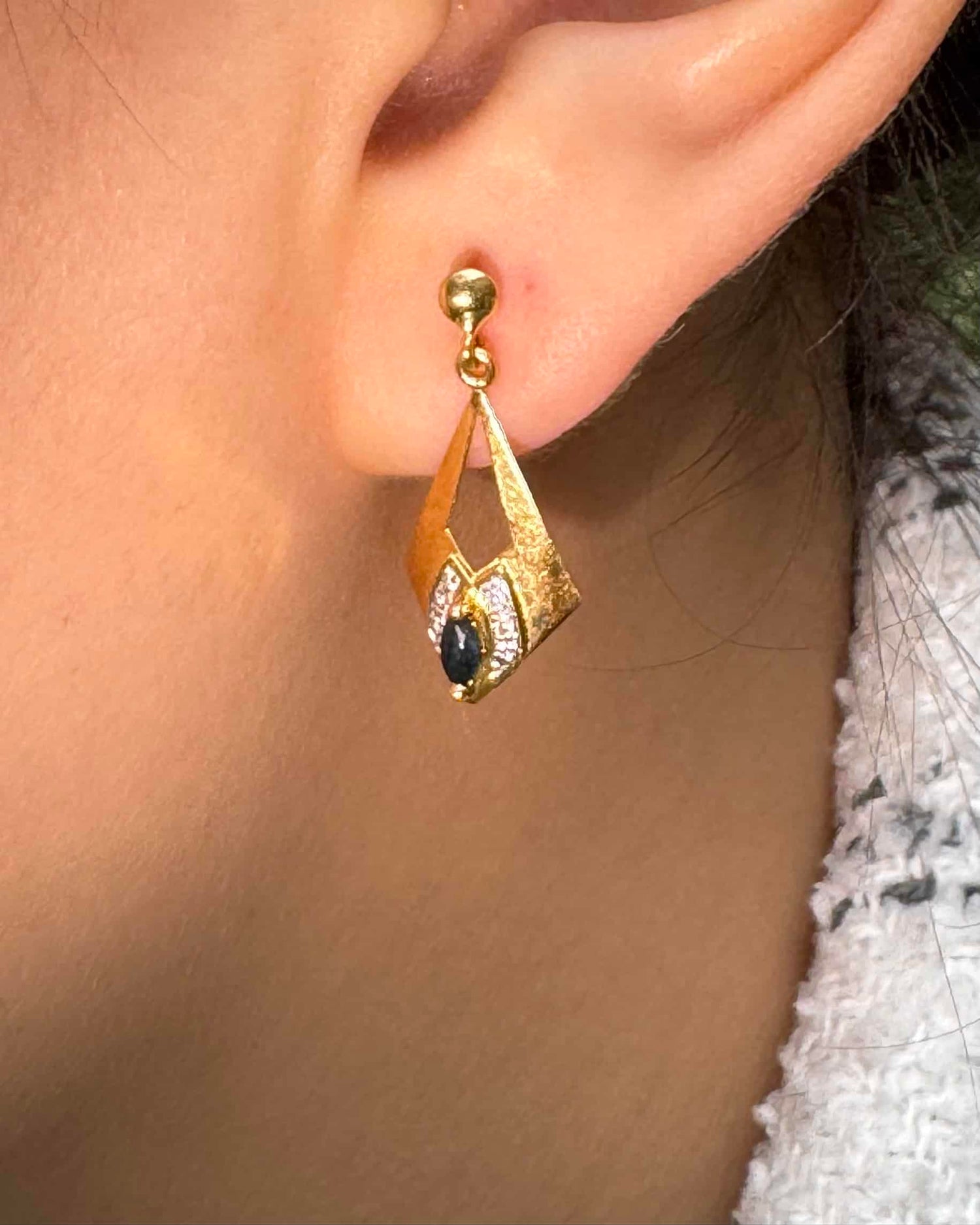 Boucles Pendantes style Art déco Saphirs  "Lina"