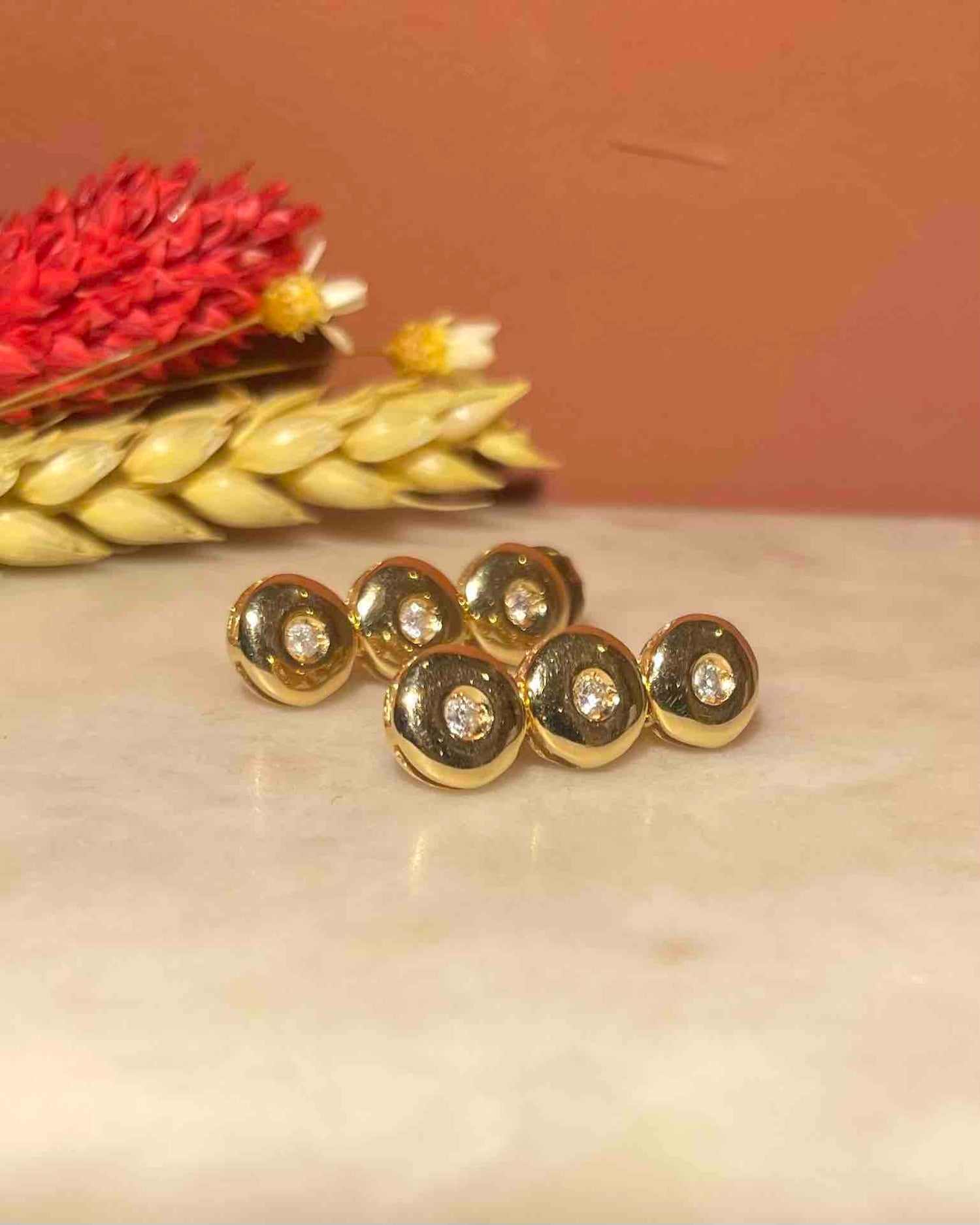 Boucles Pendantes Or 18 Carats 6 Diamants "Angelika" - Elliade Paris