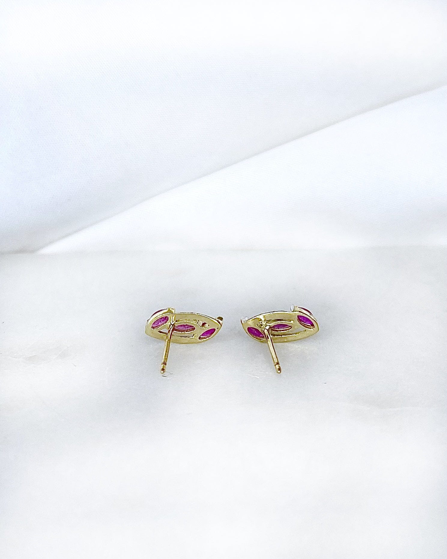 Boucles Trilogie Rubis 0.24 carat "Aroha" - Elliade Paris