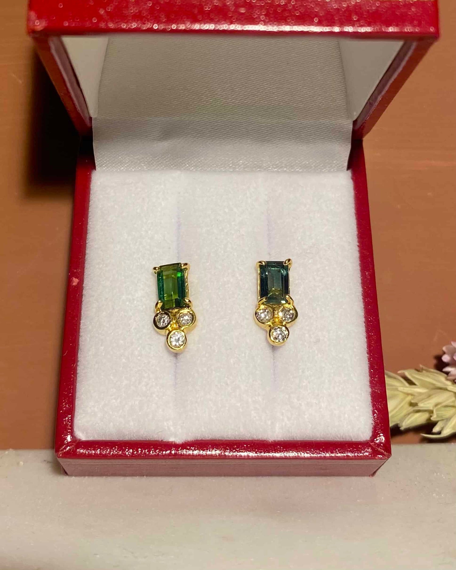 Boucles Tourmalines 0.72 carat et Diamants "Indie"