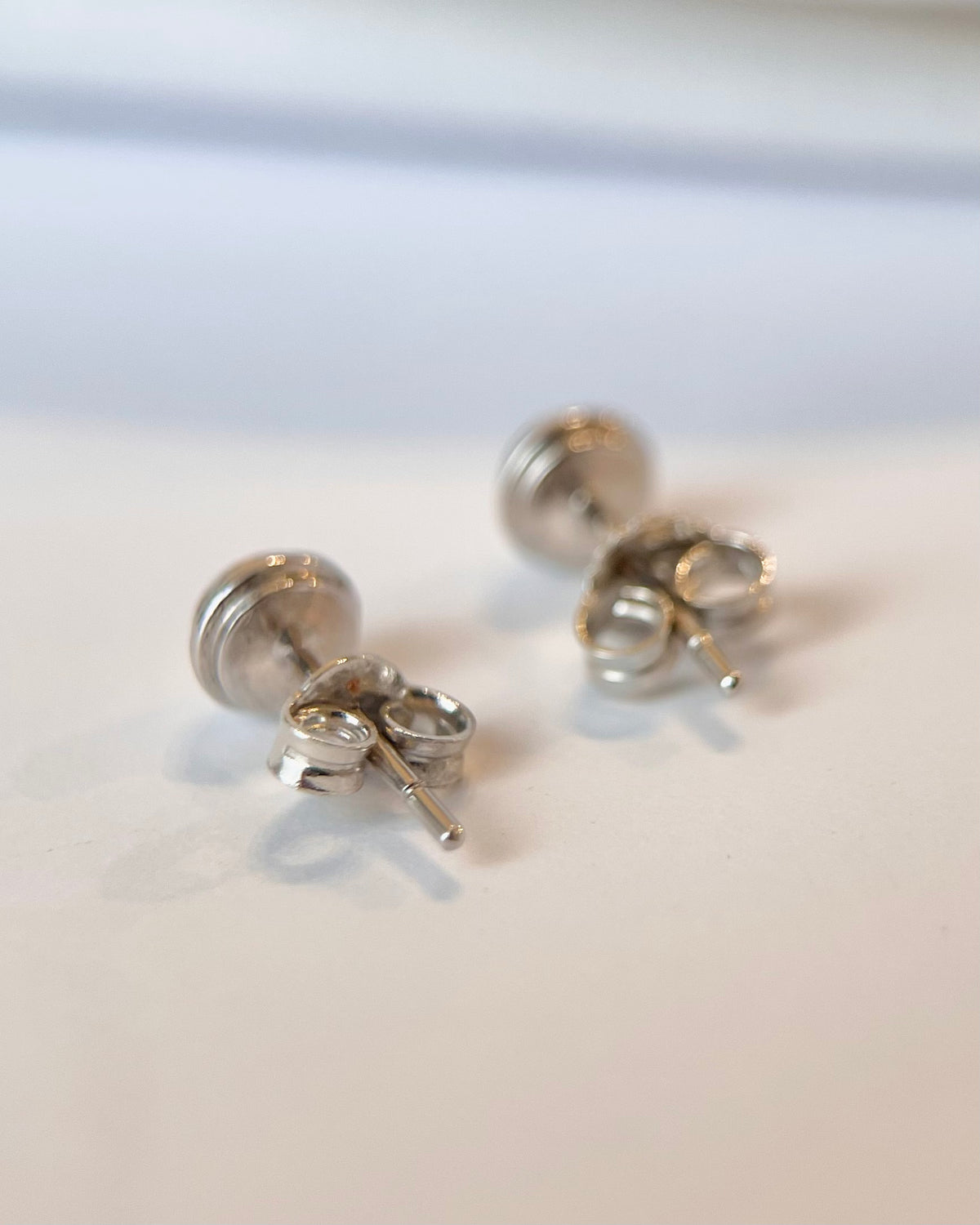 0.20-carat diamond stud earrings "Josephine"