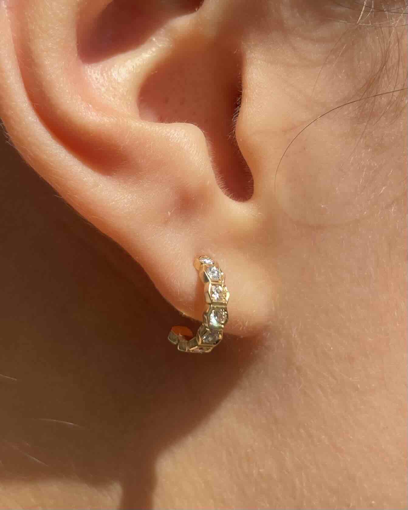 Pendientes de medio aro con diamantes "Jamila"