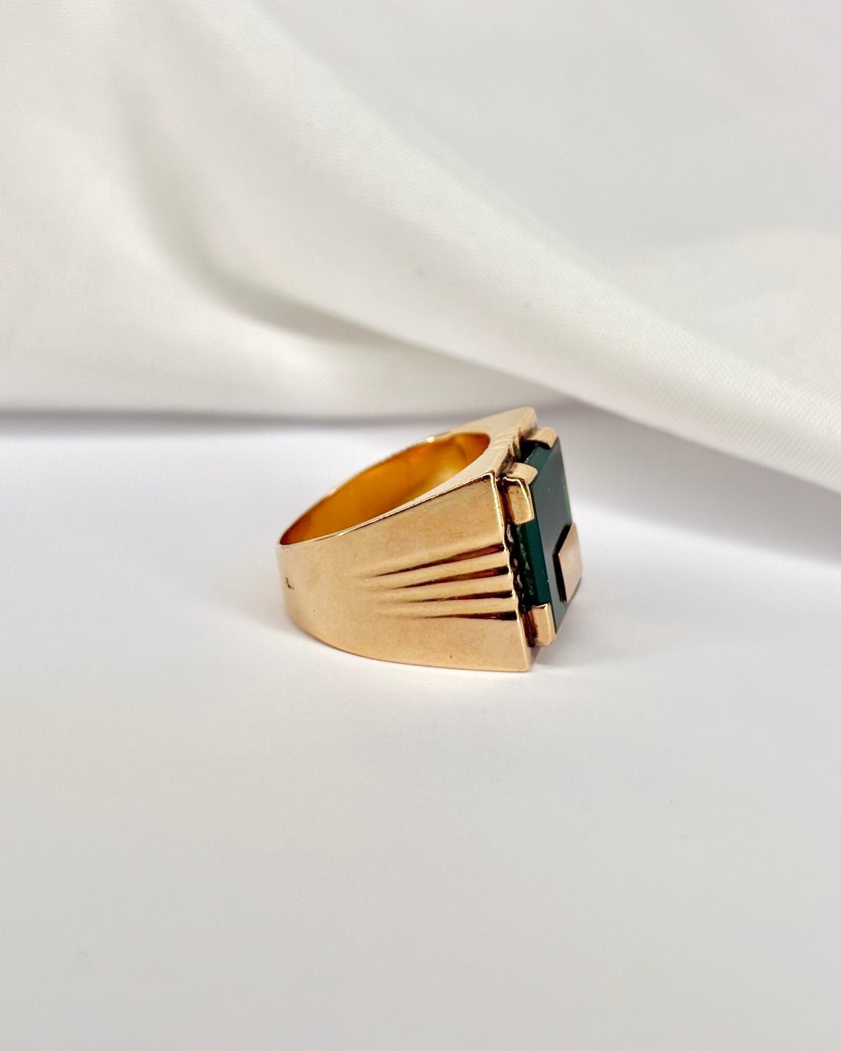 Chevalière Chrysoprase & Or 18 carats 5,52g "Tyam" - Elliade Paris