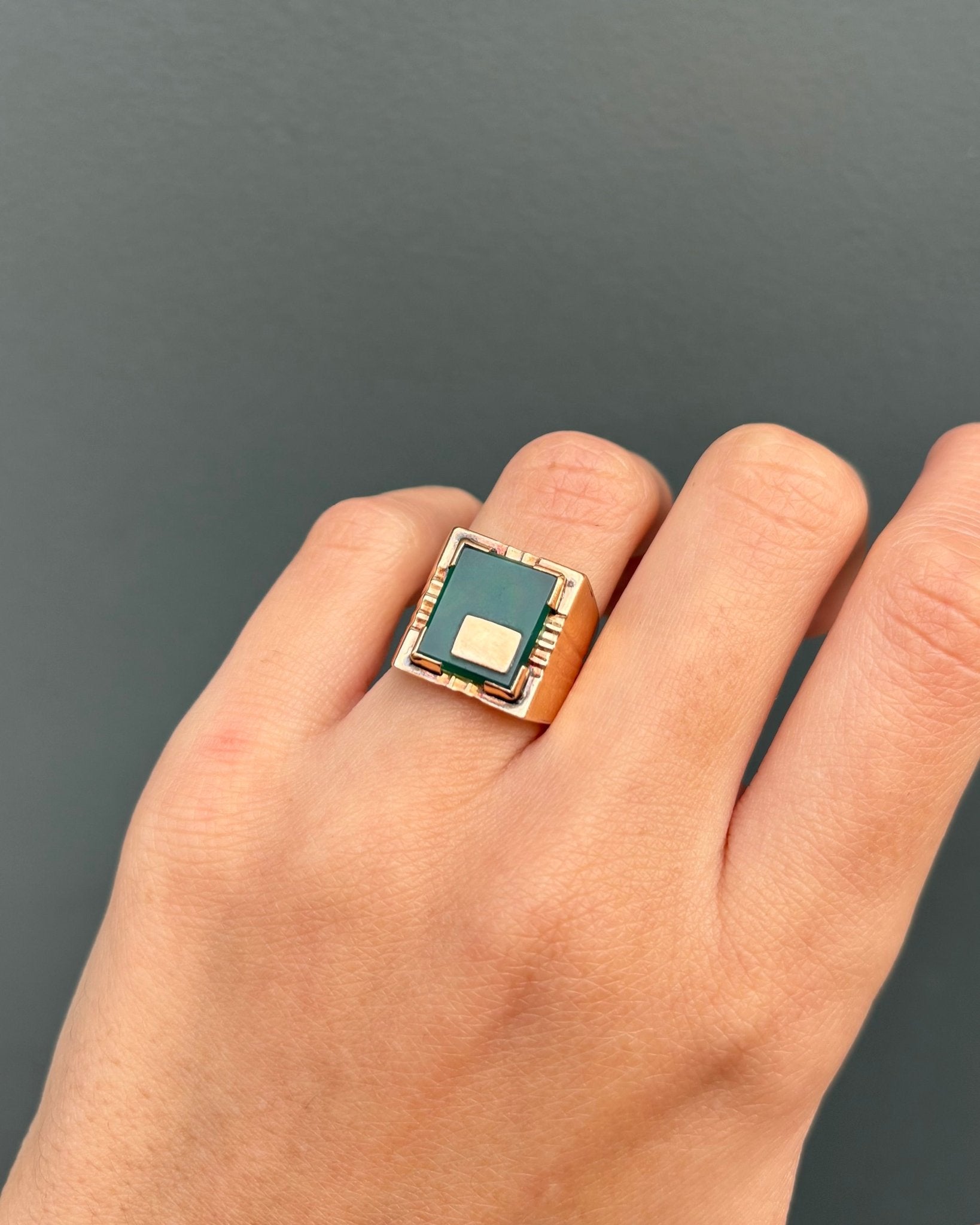 Chevalière Chrysoprase & Or 18 carats 5,52g "Tyam" - Elliade Paris