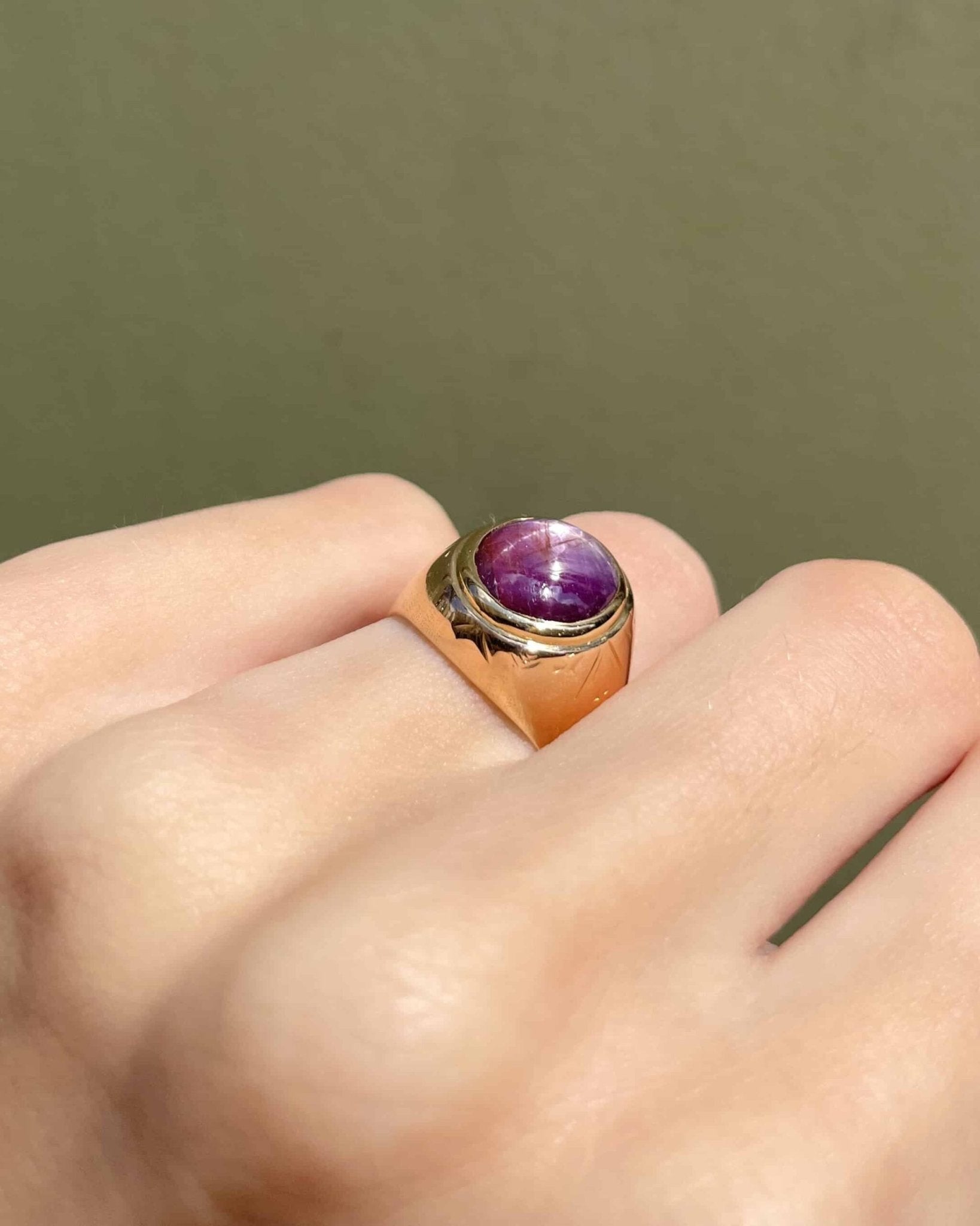 Chevalière Rubis Étoilé 5.50 Carats "Emy" - Elliade Paris