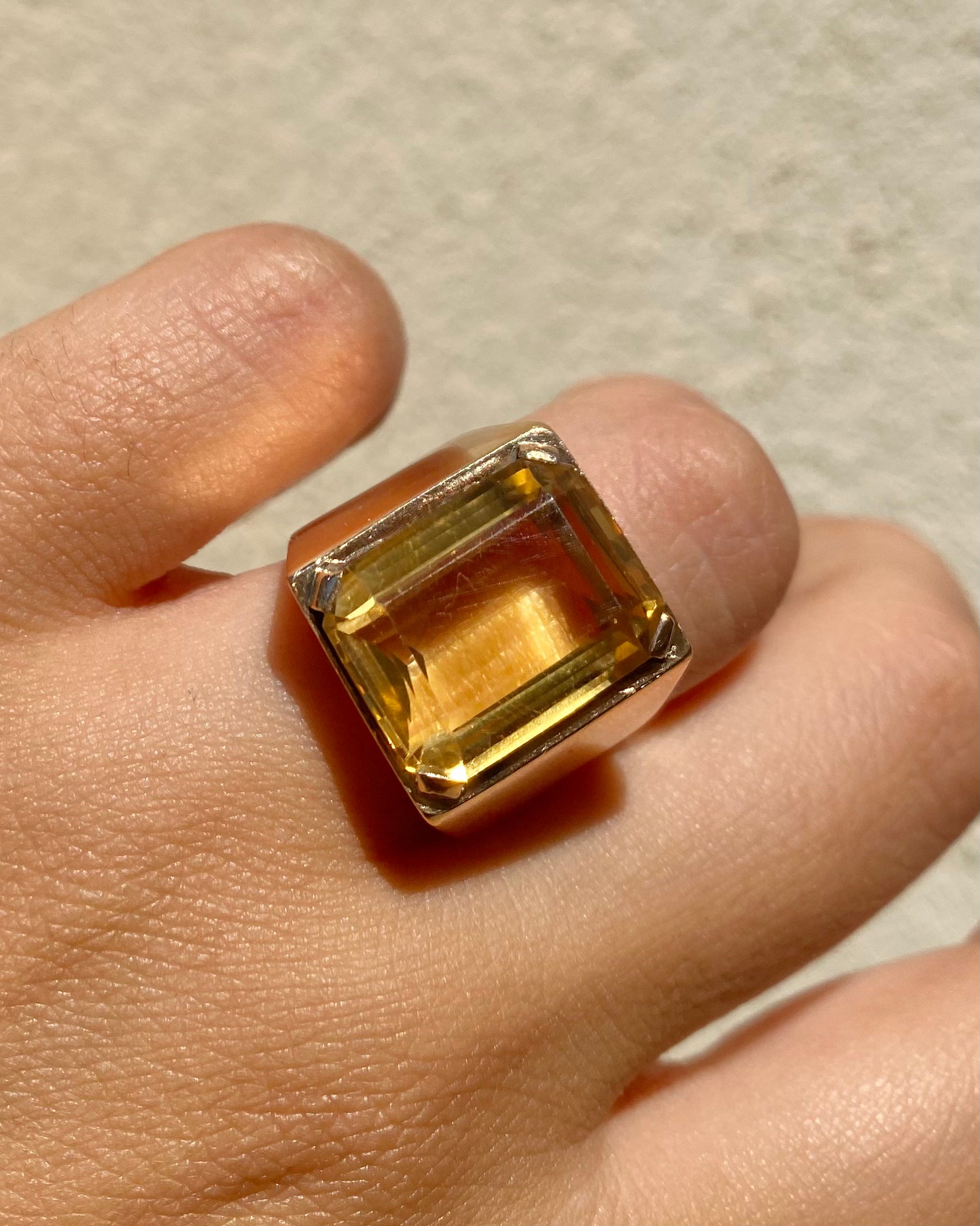 Chevalière Citrine 8.50 carats "Ambreline"