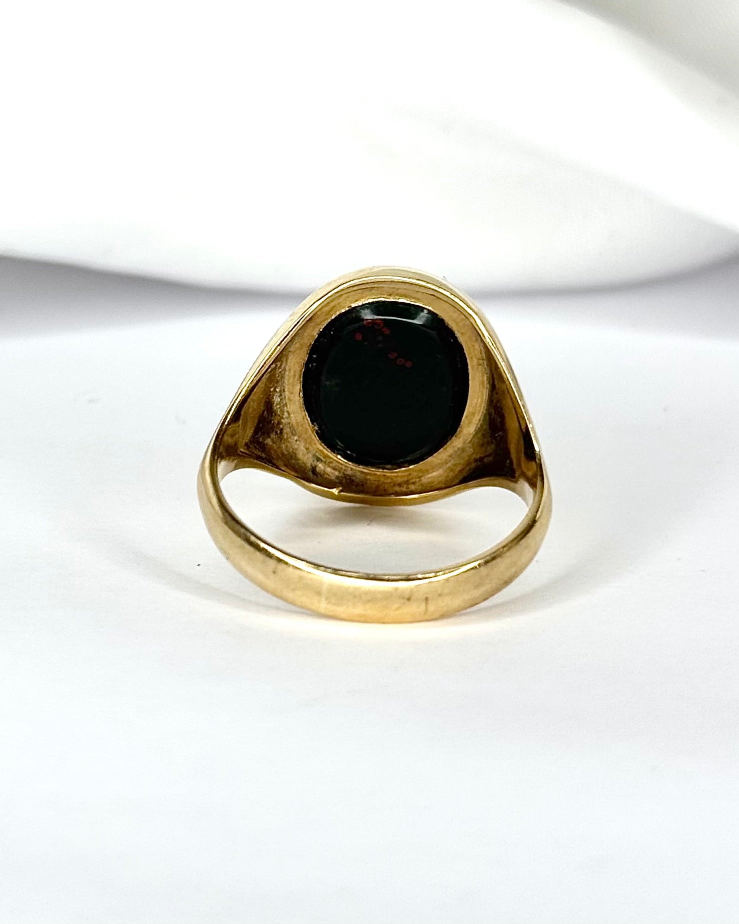Anillo sello de jaspe sanguíneo "Filomena"