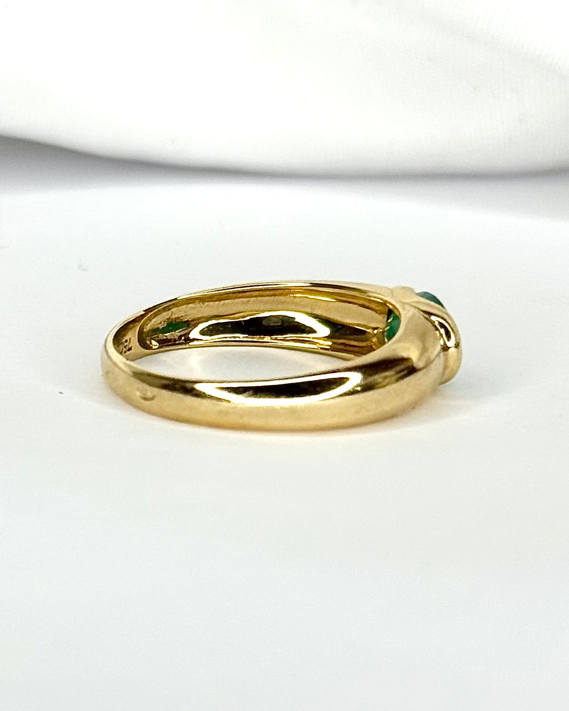 Bague Jonc Émeraude 0.74 carat "Elsa"
