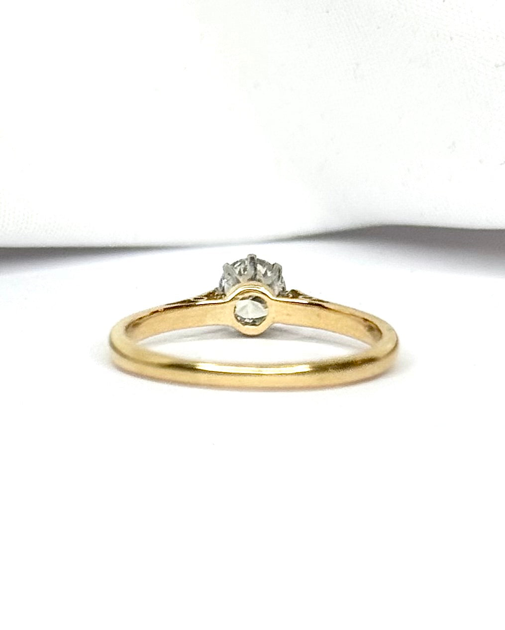 Solitaire Diamond Ring 0.25 Carat "Emy"