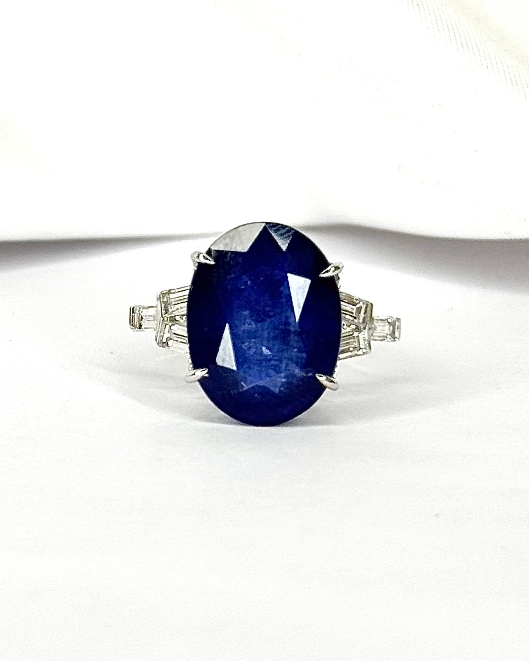 Trilogy Ring with Ceylon Sapphire 10.69 carats & Diamonds 0.60 carat "Katia"